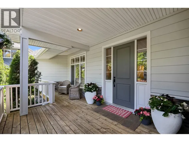 1001 CONDOR PLACE, Squamish 3