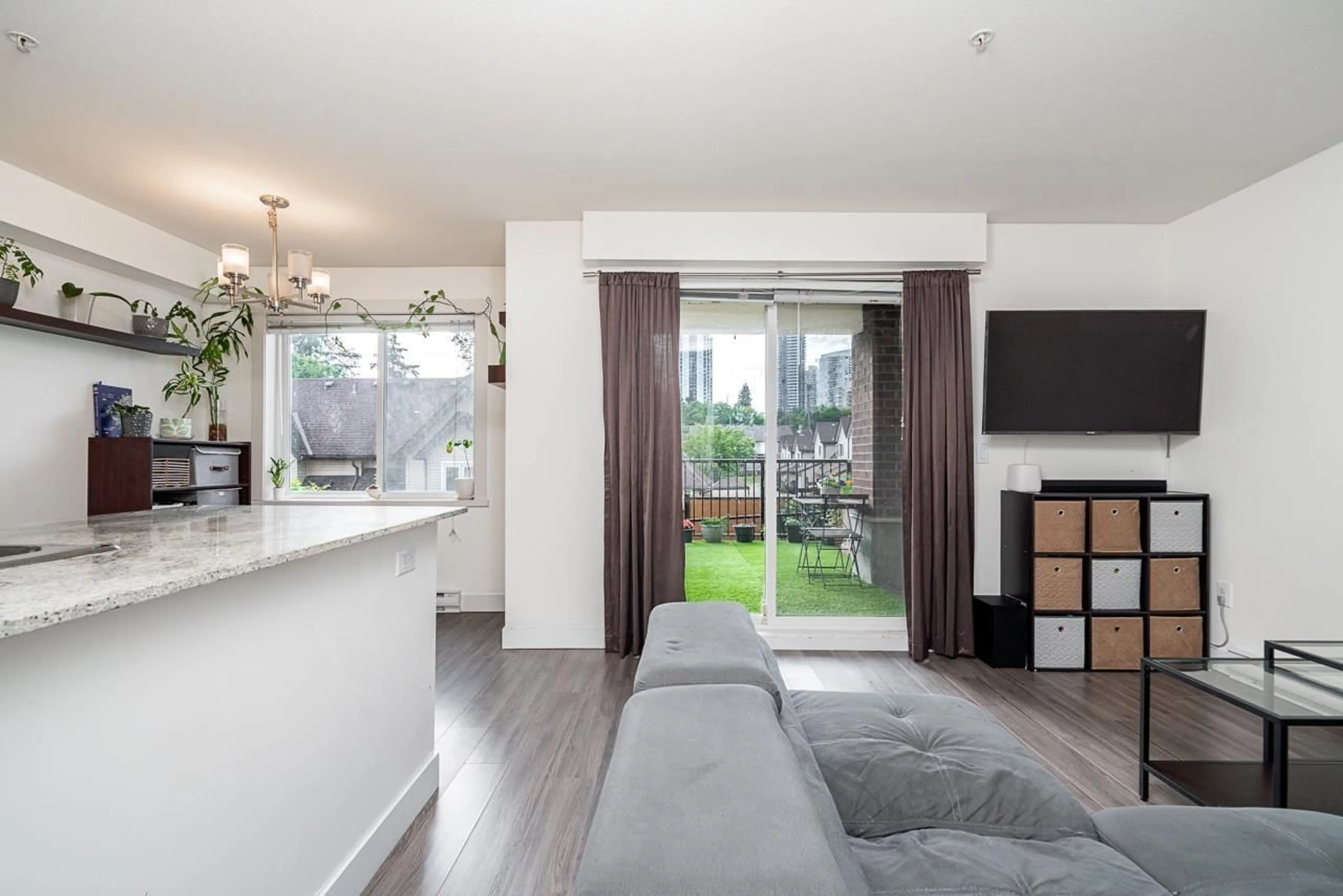 Living room with furniture, unknown for 313 - 13883 LAUREL DRIVE, Surrey British Columbia V3T1A8