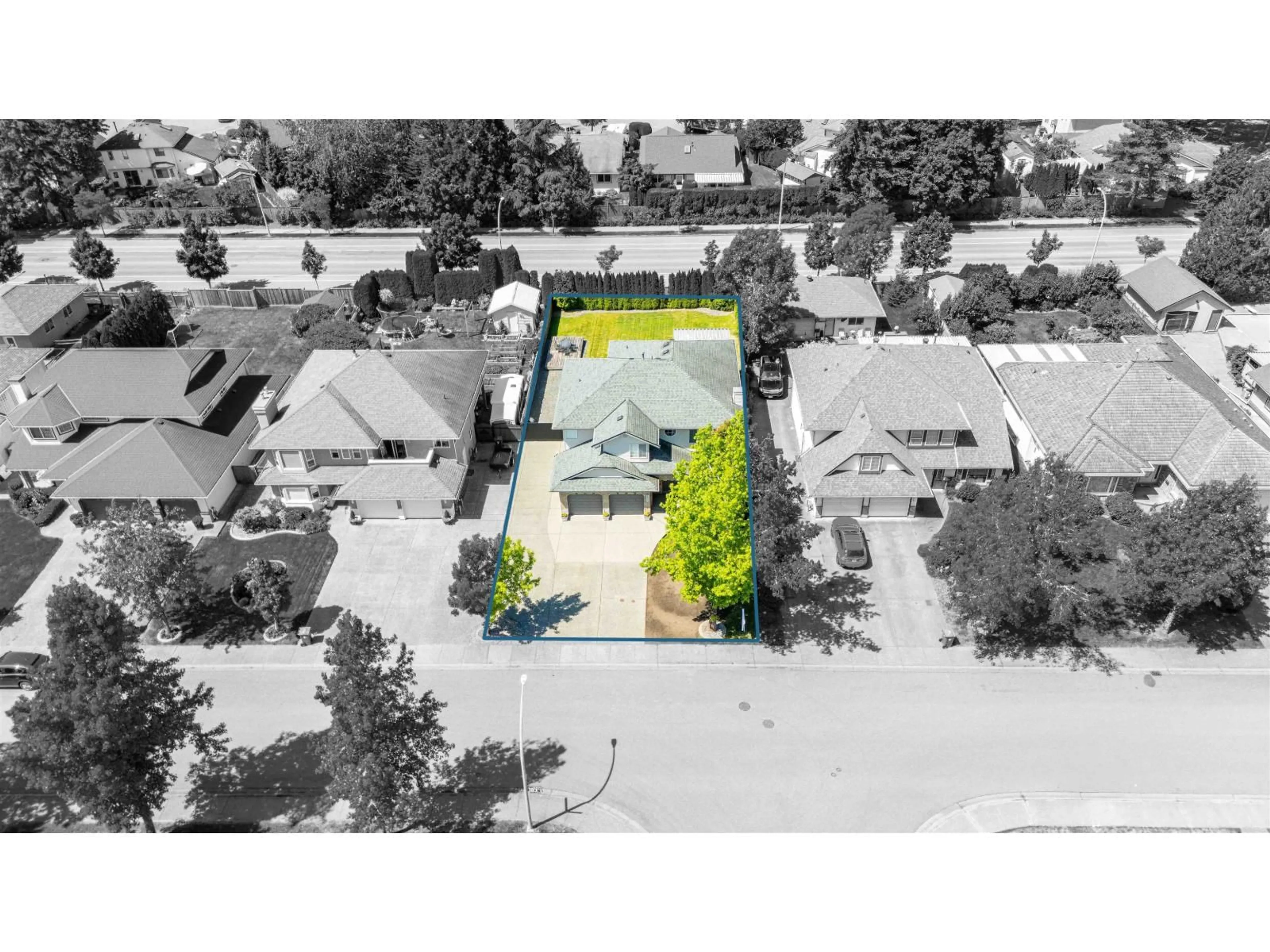 A pic from outside/outdoor area/front of a property/back of a property/a pic from drone, street for 4633 222A STREET, Langley British Columbia V2Z1M4