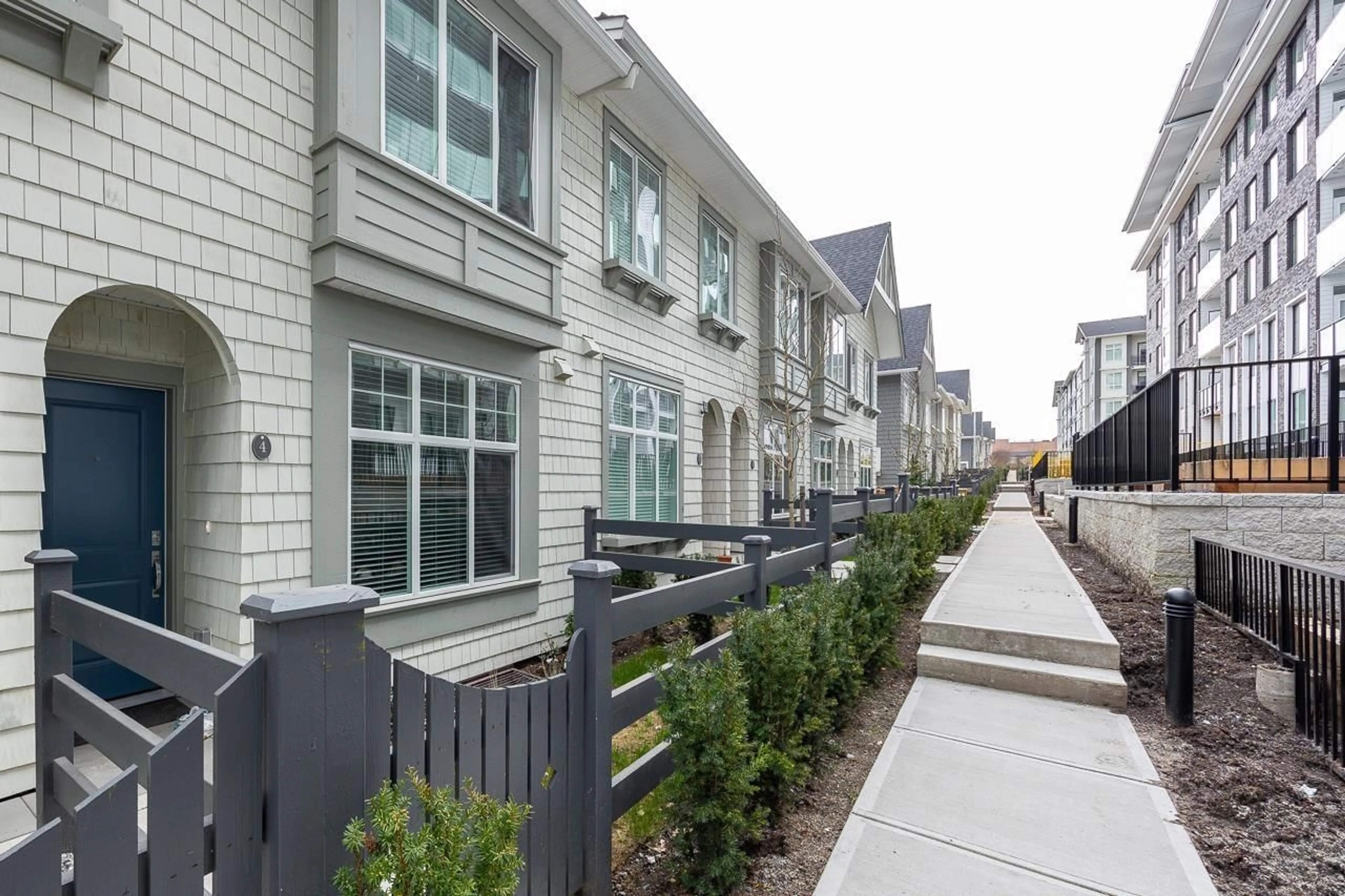 Patio, street for 4 - 13629 81A AVENUE, Surrey British Columbia V3W3M4