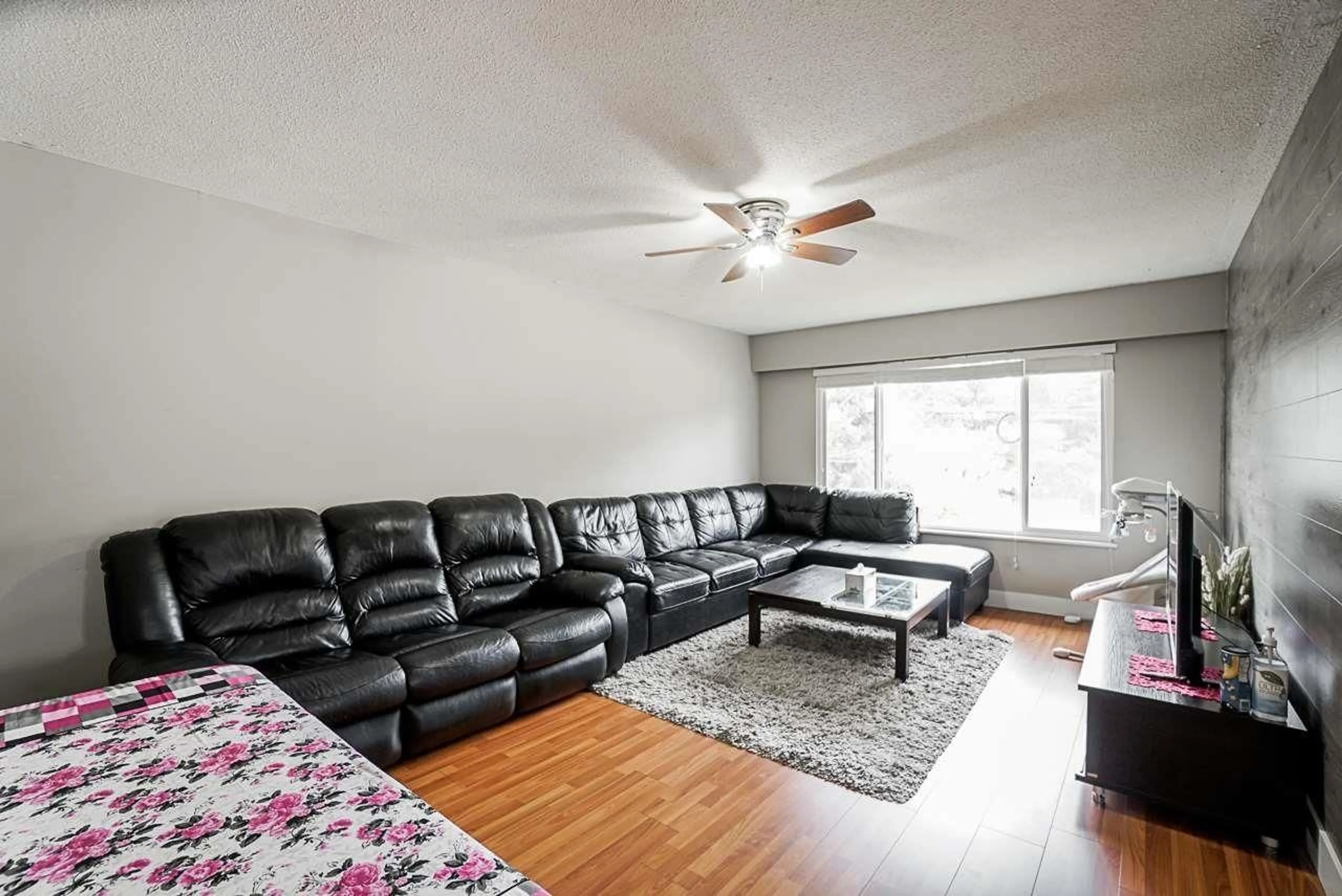 Living room with furniture, unknown for 17954 58 AVENUE, Surrey British Columbia V3S1L7