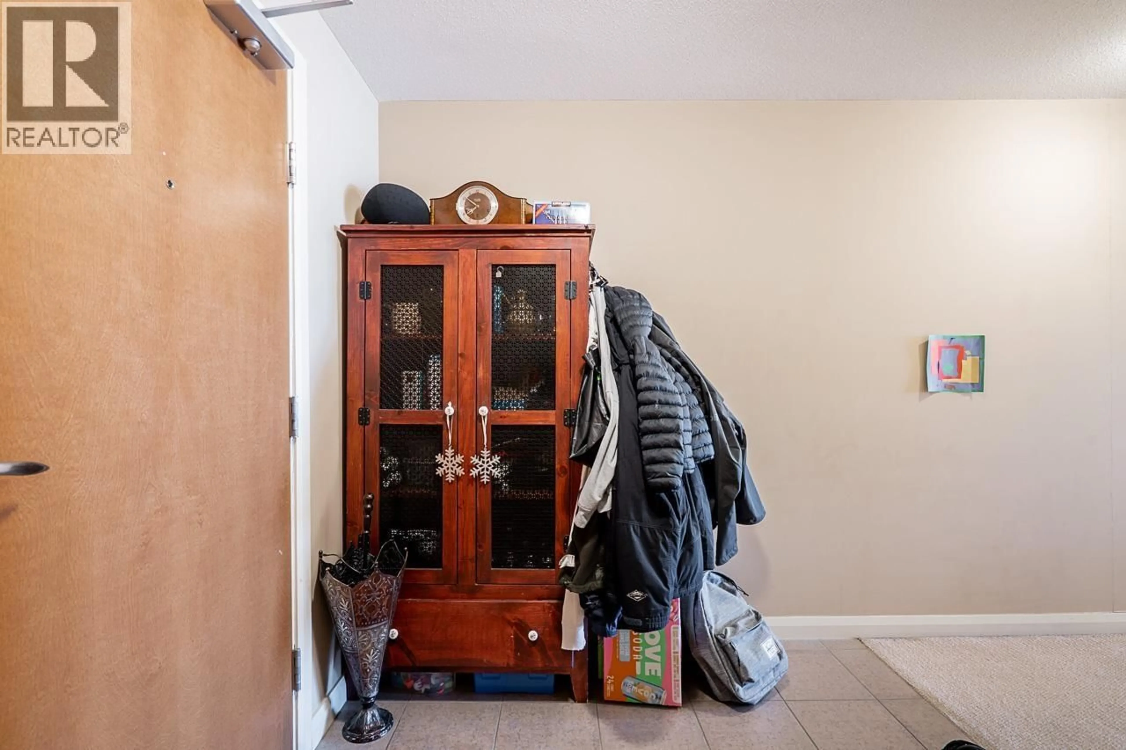 Indoor entryway for 3502 - 898 CARNARVON STREET, New Westminster British Columbia V3M0C3