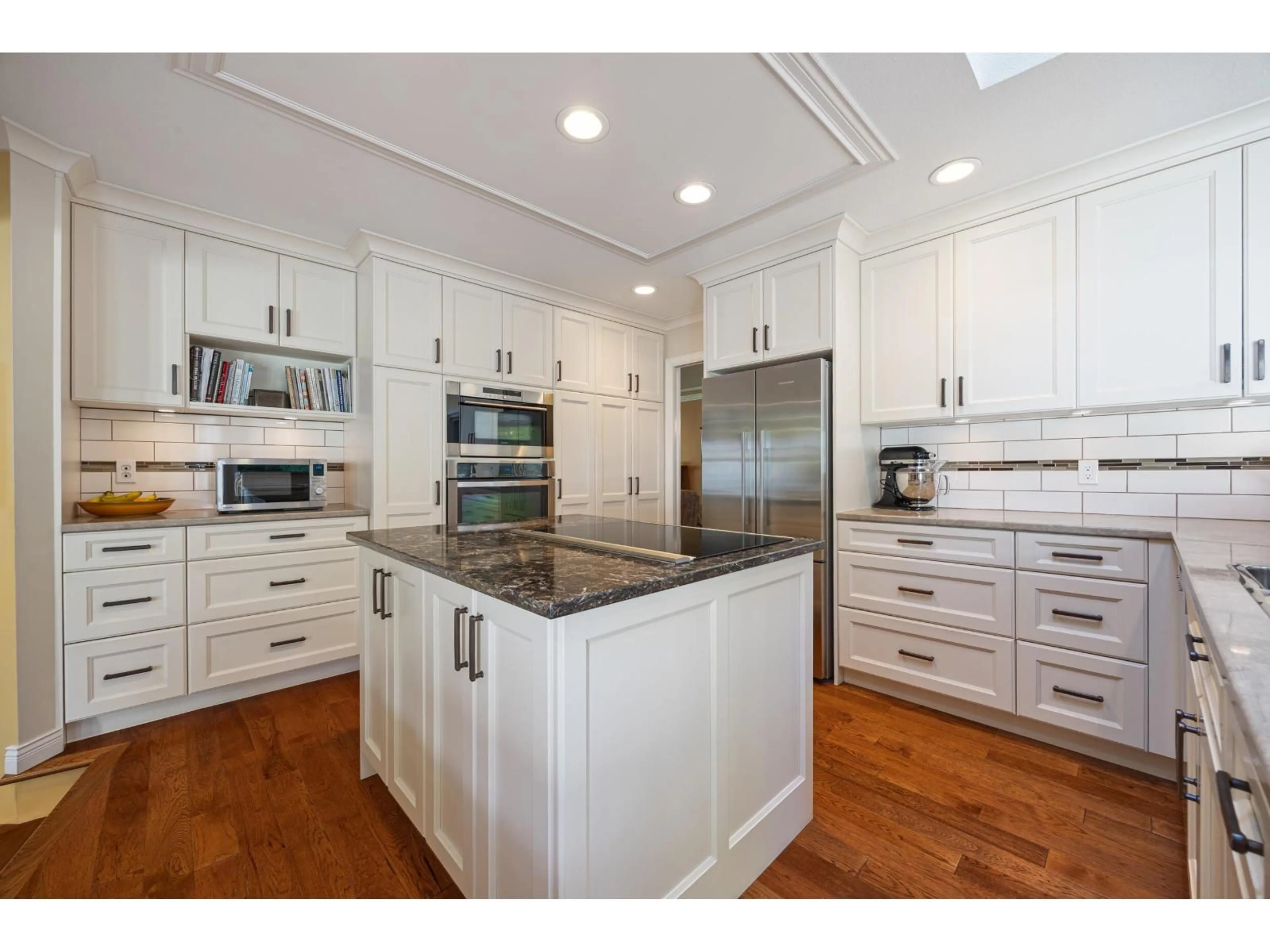 Open concept kitchen, unknown for 2865 SEMIAHMOO TRAIL, Surrey British Columbia V4P1H4