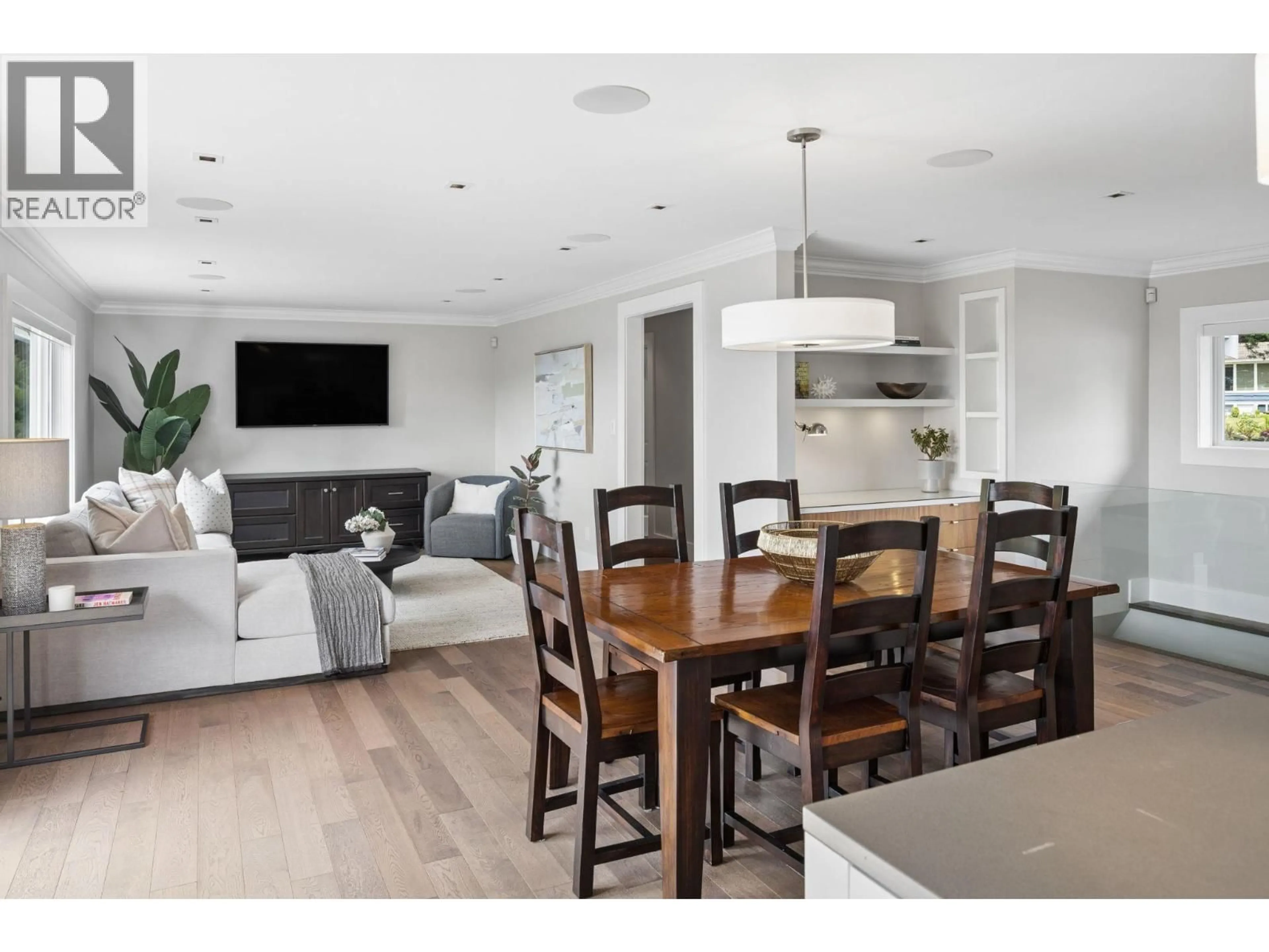 Open concept kitchen, wood/laminate floor for 752 SHAW AVENUE, Coquitlam British Columbia V3K2R8