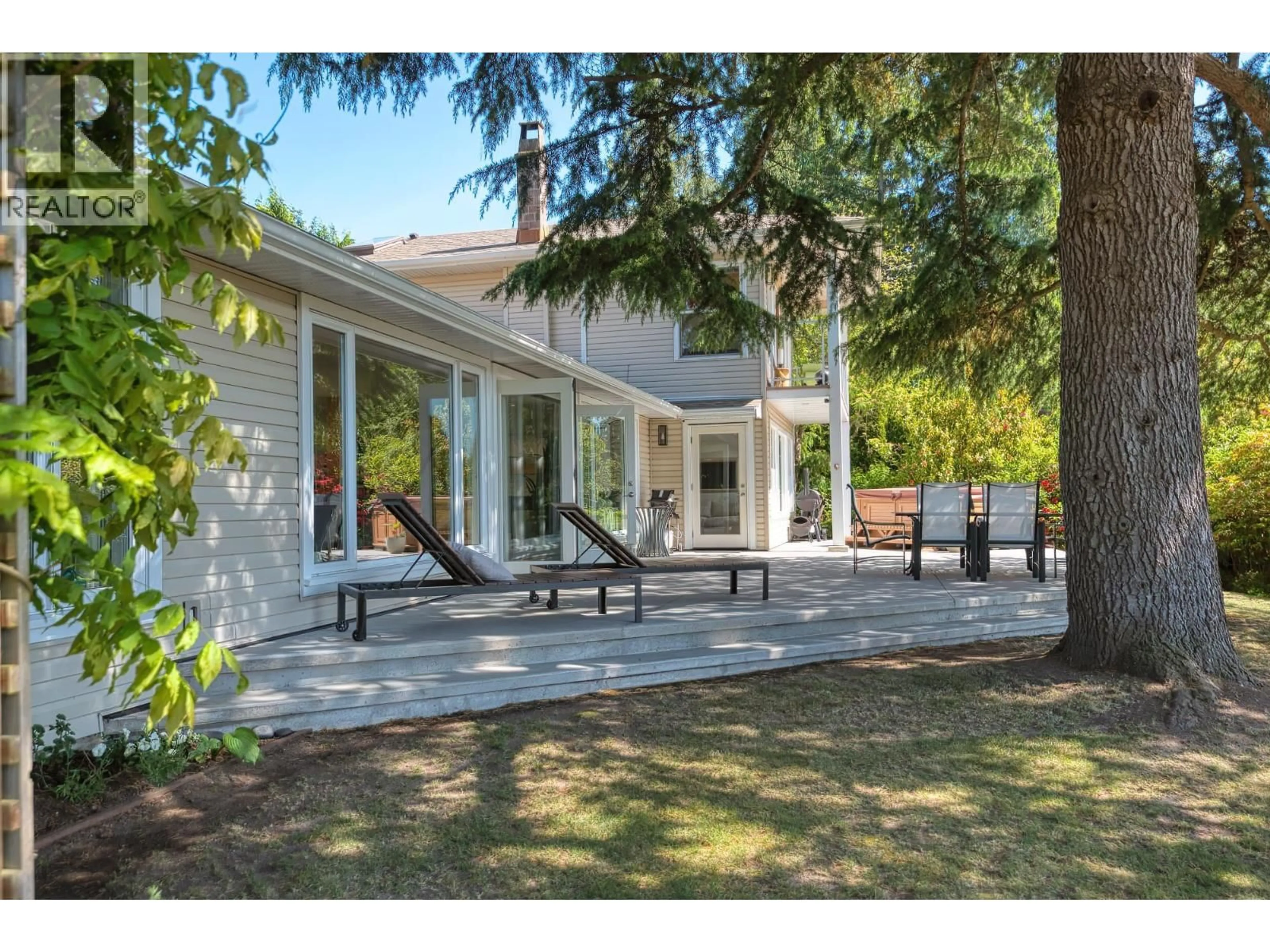 Patio, unknown for 4632 WHITAKER ROAD, Sechelt British Columbia V7Z0E4