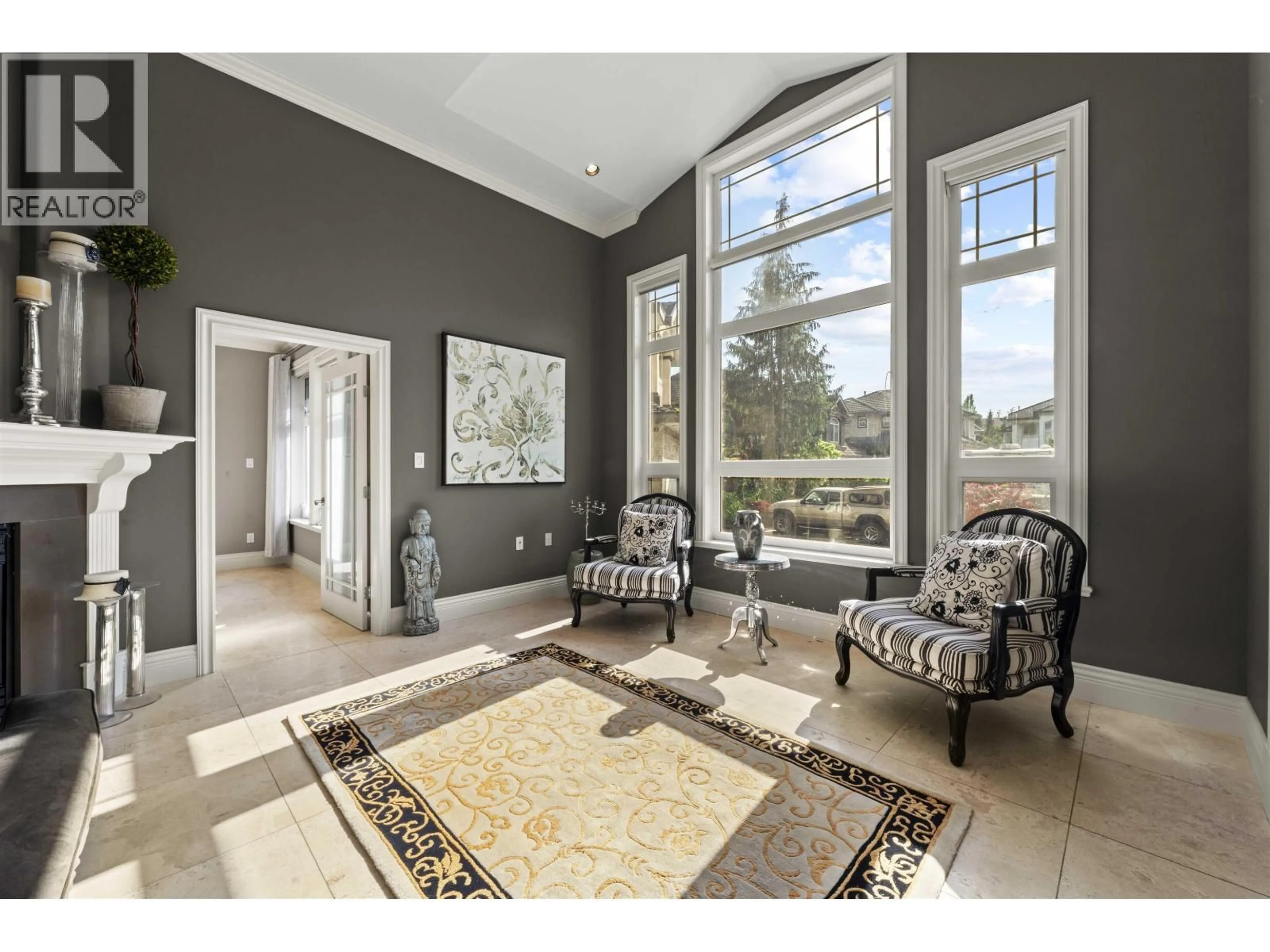 Indoor entryway for 3172 HALLAM COURT, Coquitlam British Columbia V3E3C3