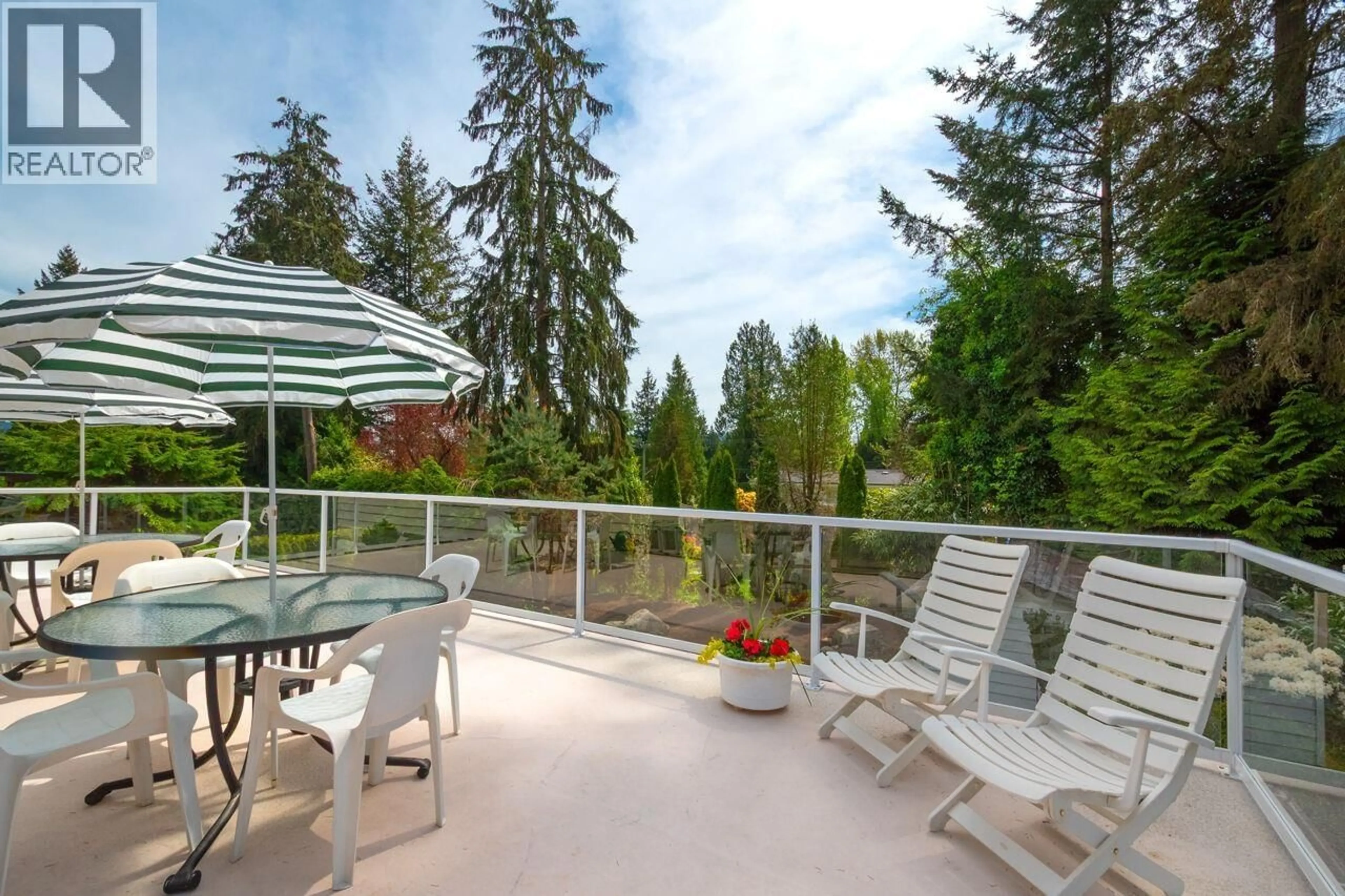 Patio, water/lake/river/ocean view for 4057 VIOLET STREET, North Vancouver British Columbia V7G1E4