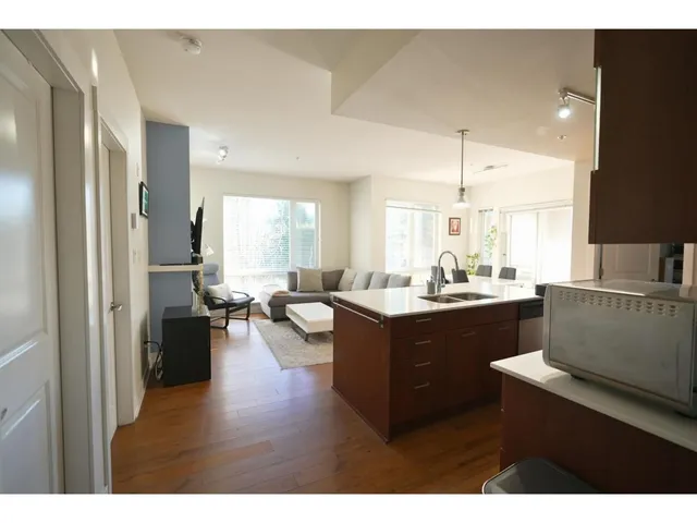 204 - 13339 102A AVENUE AVENUE, Surrey 4