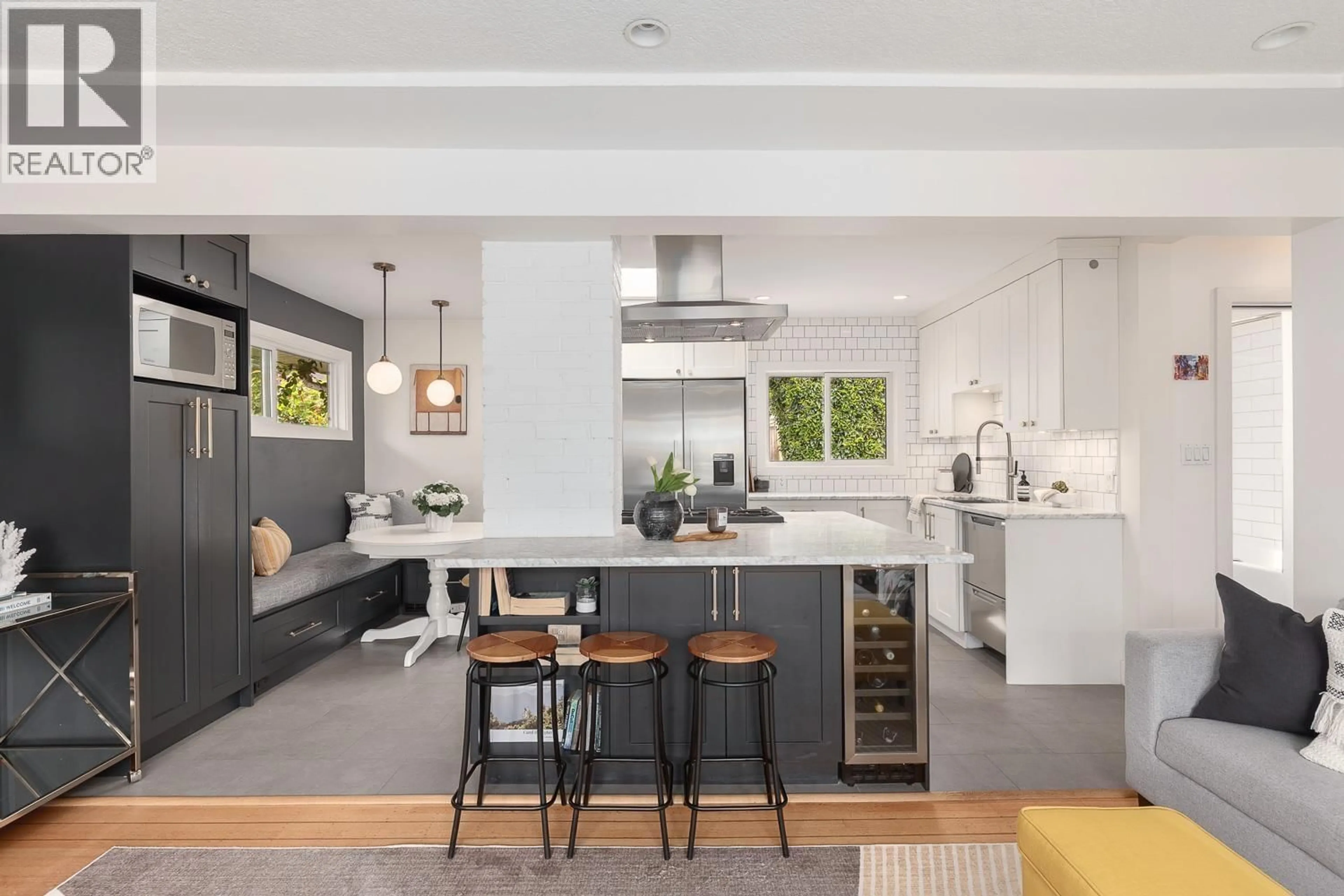 Open concept kitchen, unknown for 513 GARRETT STREET, New Westminster British Columbia V3L3S5