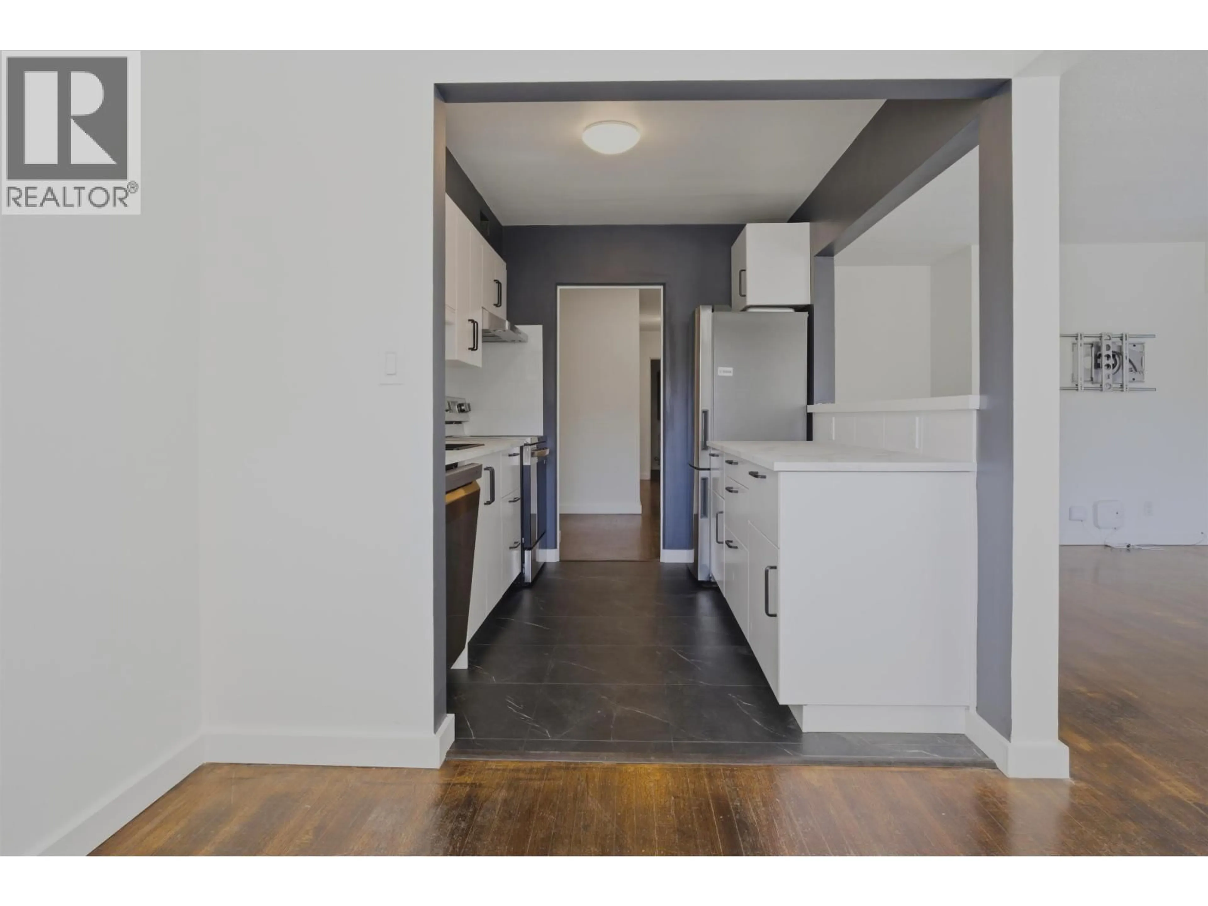 Standard kitchen, unknown for 9 - 48 LEOPOLD PLACE, New Westminster British Columbia V3L2C6