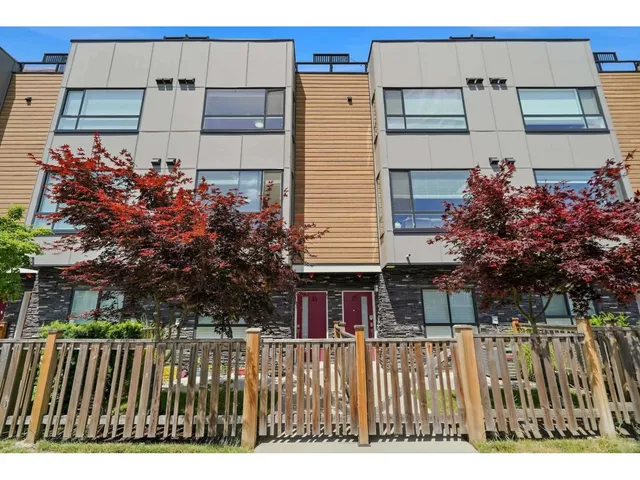 14 - 19631 55A AVENUE, Langley 3