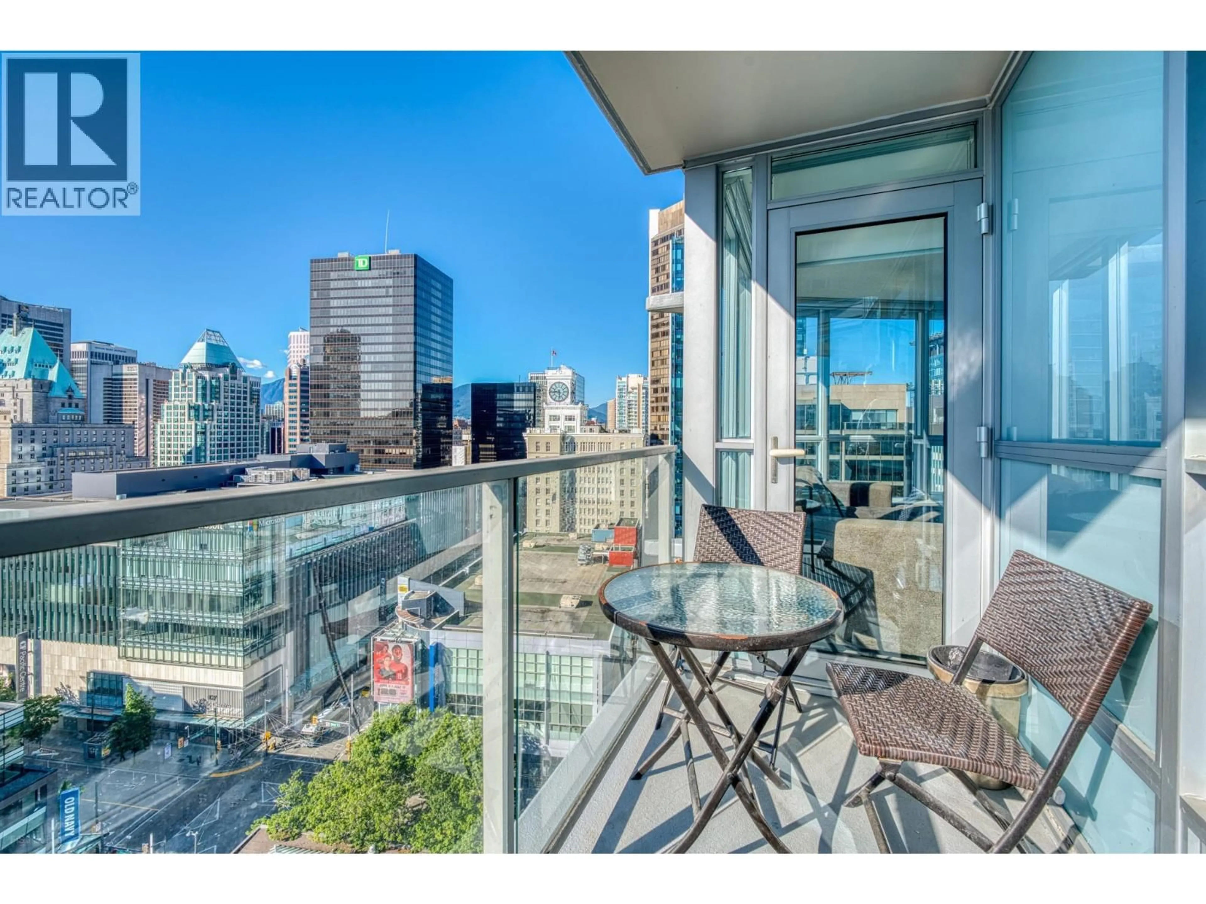 Patio, city buildings view from balcony for 1911 - 833 SEYMOUR STREET, Vancouver British Columbia V6B0G4