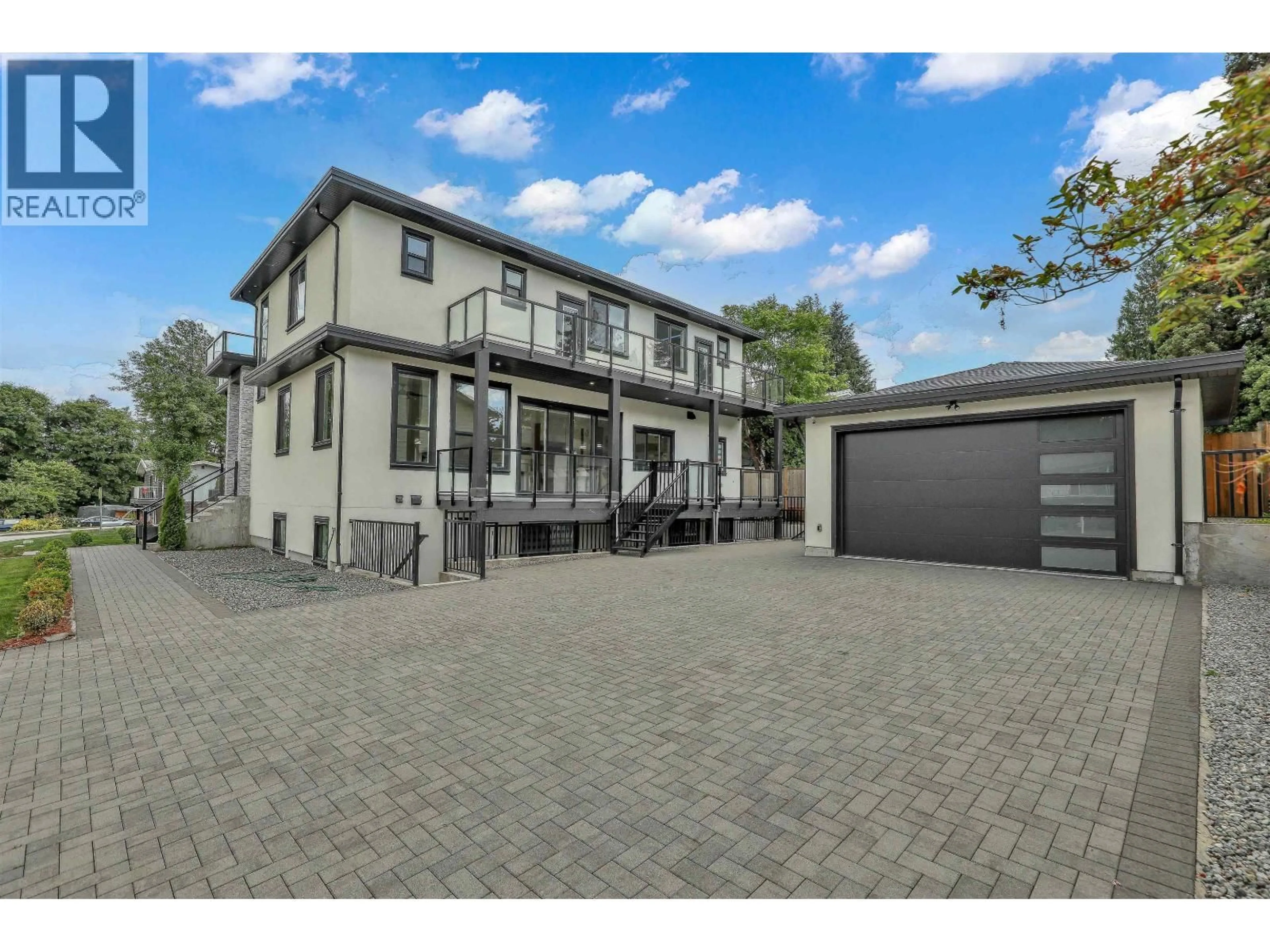 A pic from outside/outdoor area/front of a property/back of a property/a pic from drone, street for 1938 CONNAUGHT AVENUE AVENUE, Port Coquitlam British Columbia V3C4C6