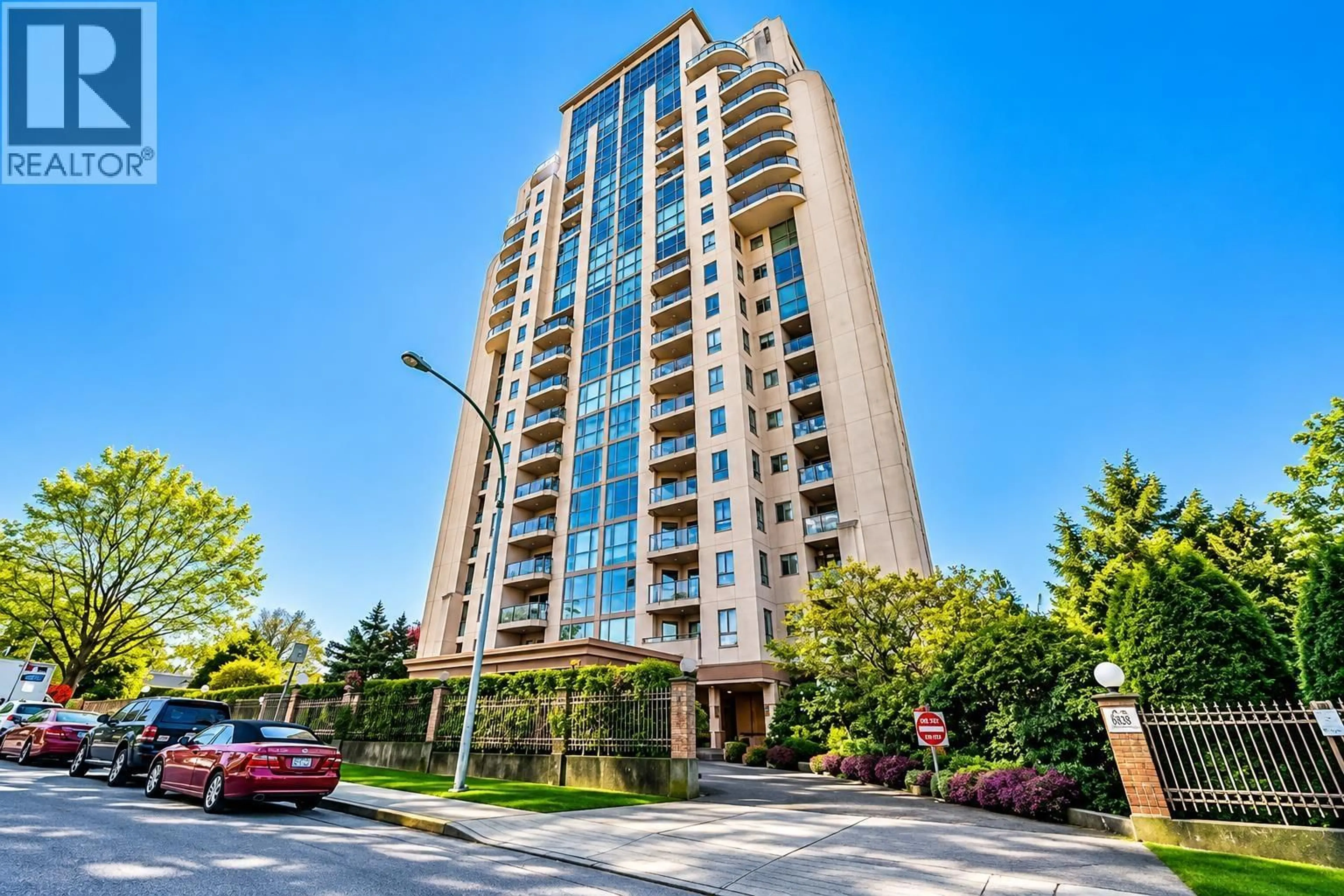 Indoor foyer for 1904 - 612 FIFTH AVENUE, New Westminster British Columbia V3M1X5