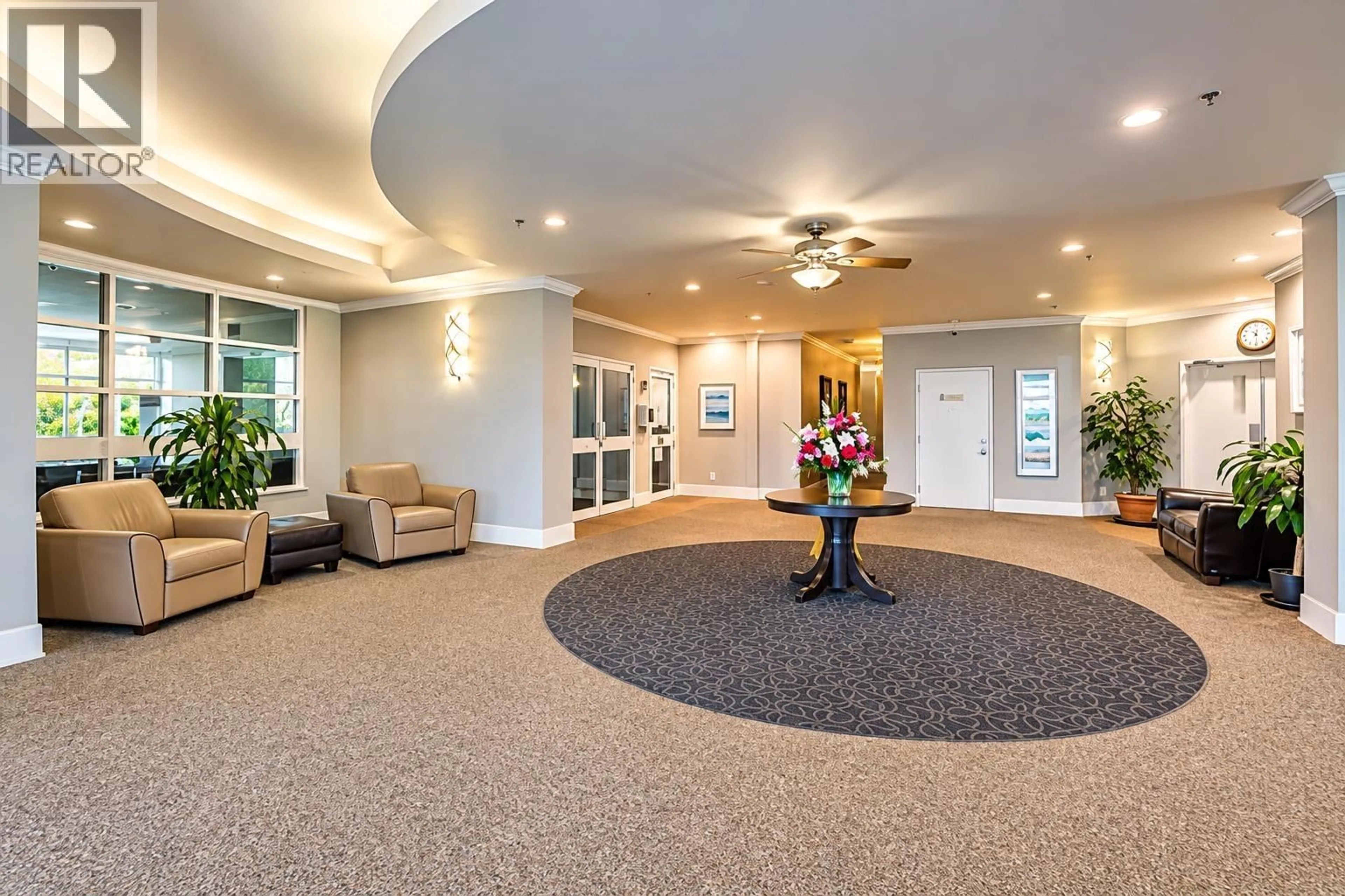Indoor foyer for 1904 - 612 FIFTH AVENUE, New Westminster British Columbia V3M1X5