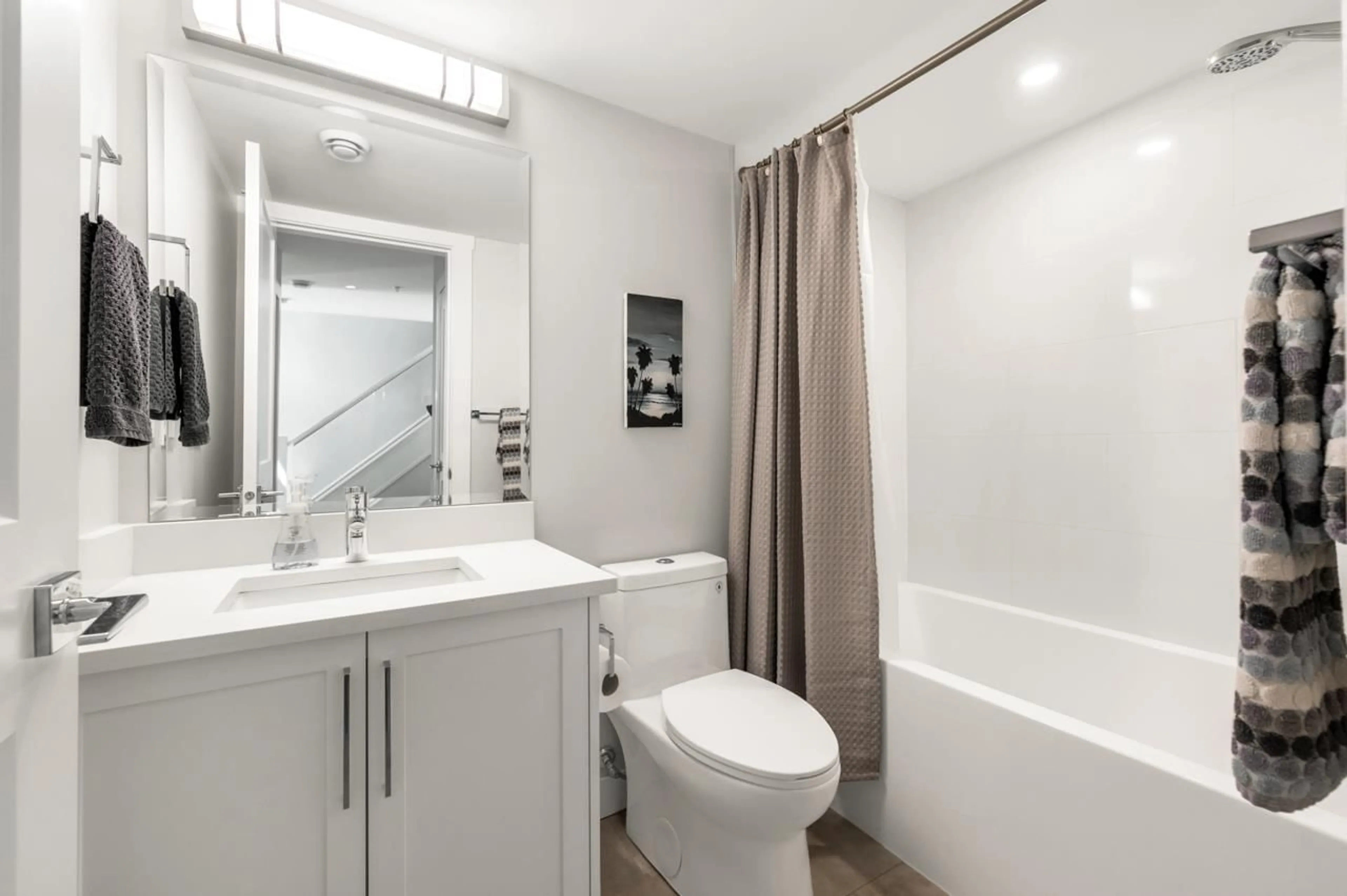 Standard bathroom, unknown for 21 - 20261 72B AVENUE, Langley British Columbia V2Y3M8