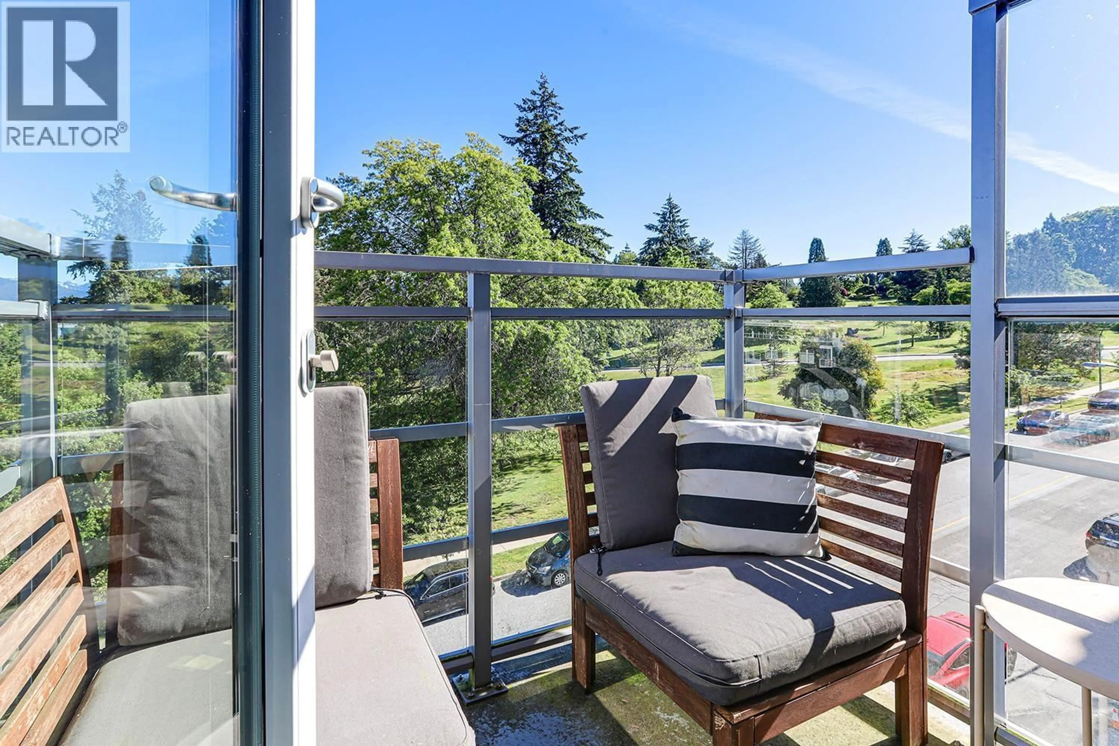 Patio, water/lake/river/ocean view for 404 - 4908 CAMBIE STREET, Vancouver British Columbia V5Z0K1