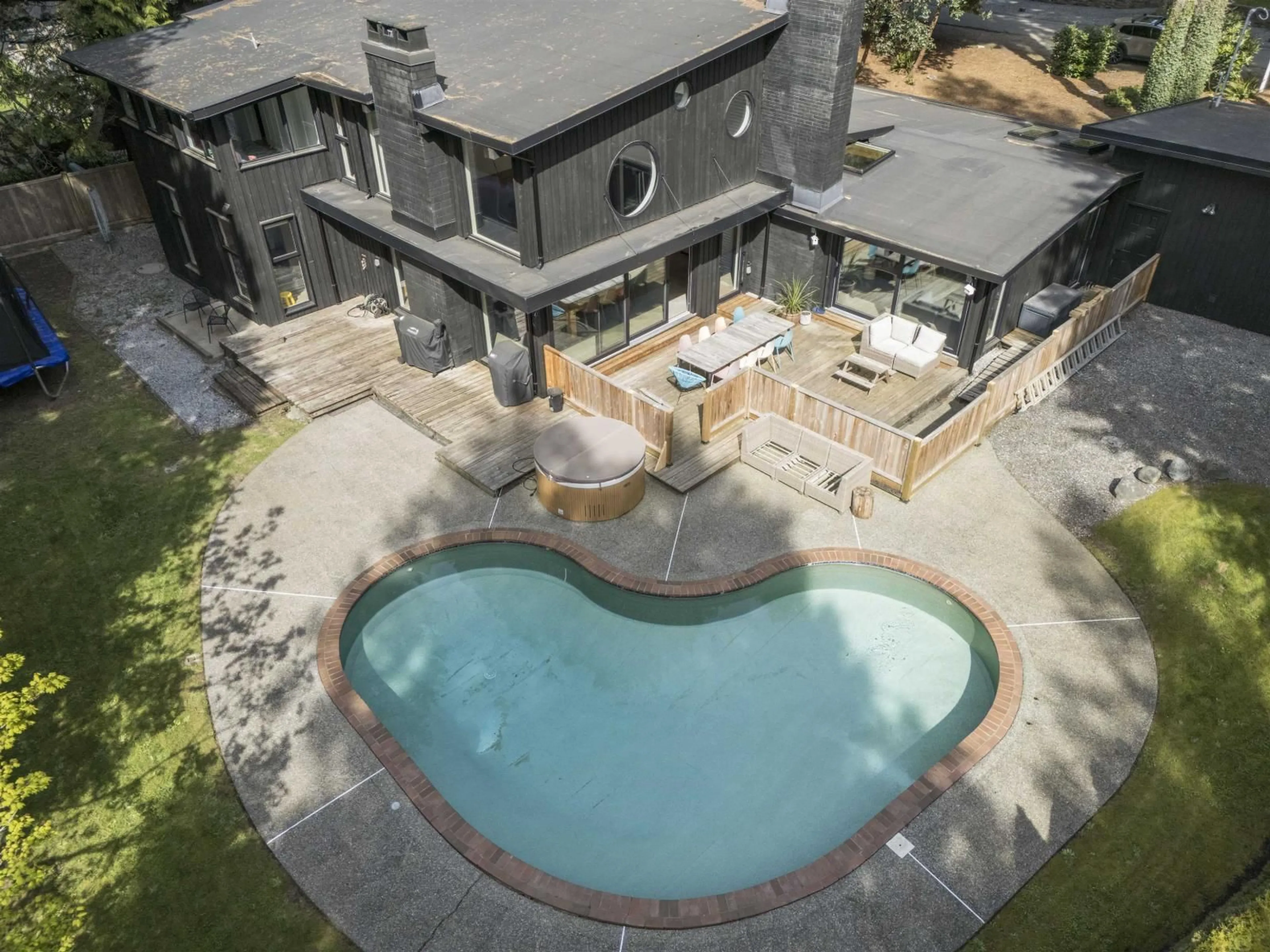 Pool for 2601 DOGWOOD DRIVE, Surrey British Columbia V4A3K4