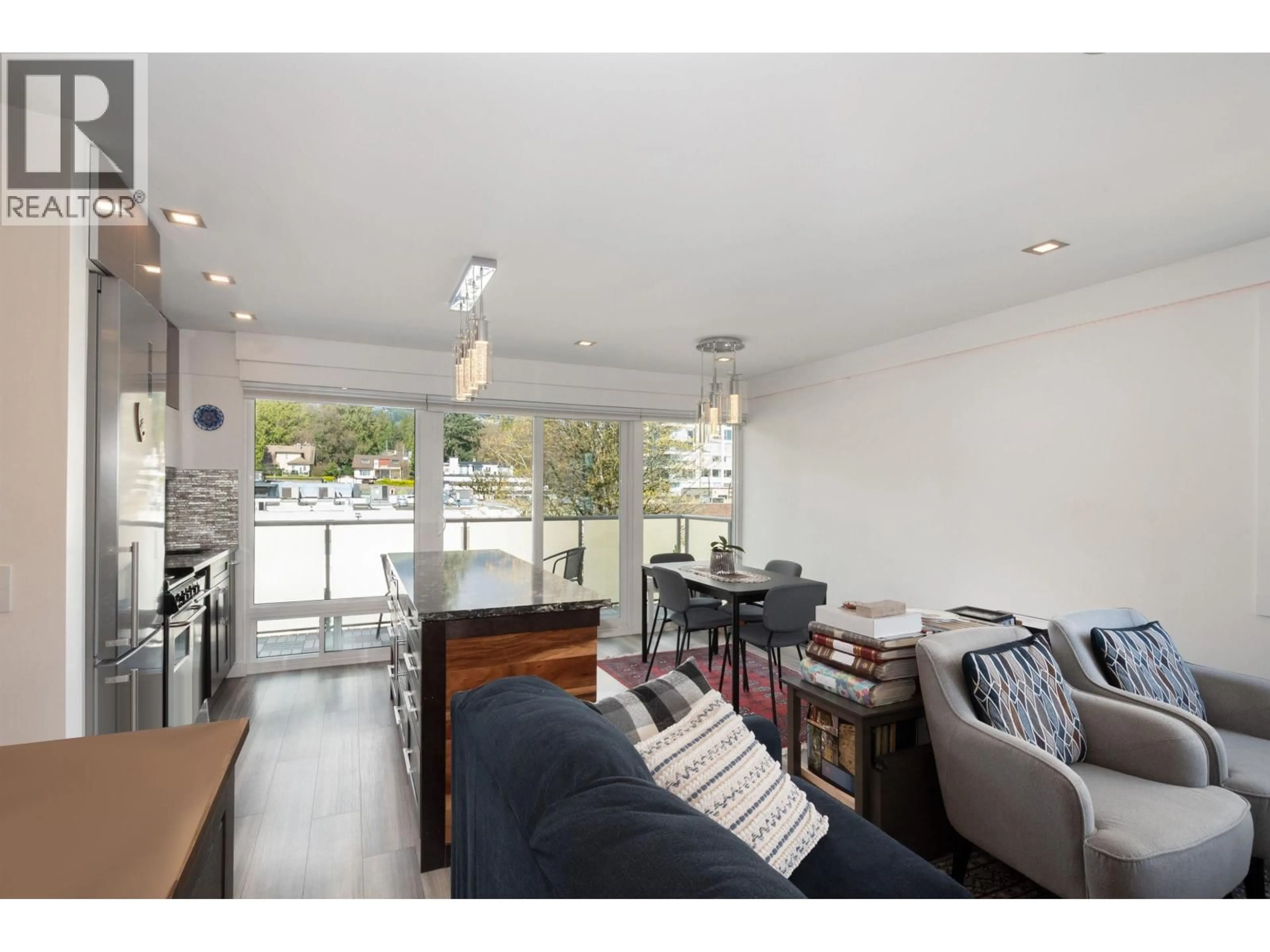 Unknown for 303 - 1845 BELLEVUE AVENUE, West Vancouver British Columbia V7V1B2