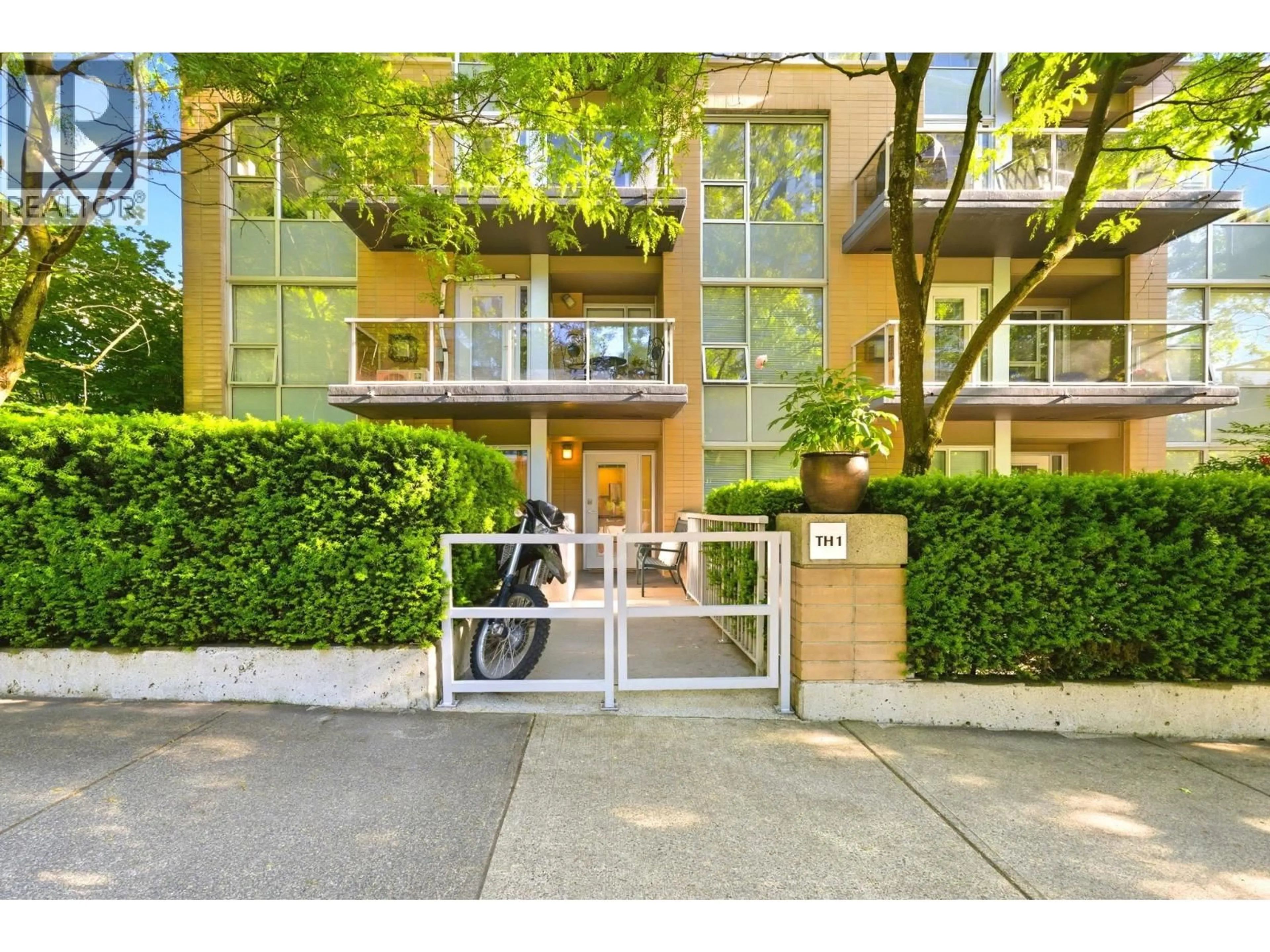 Unknown for TH1 - 1288 CHESTERFIELD AVENUE, North Vancouver British Columbia V7M0B1