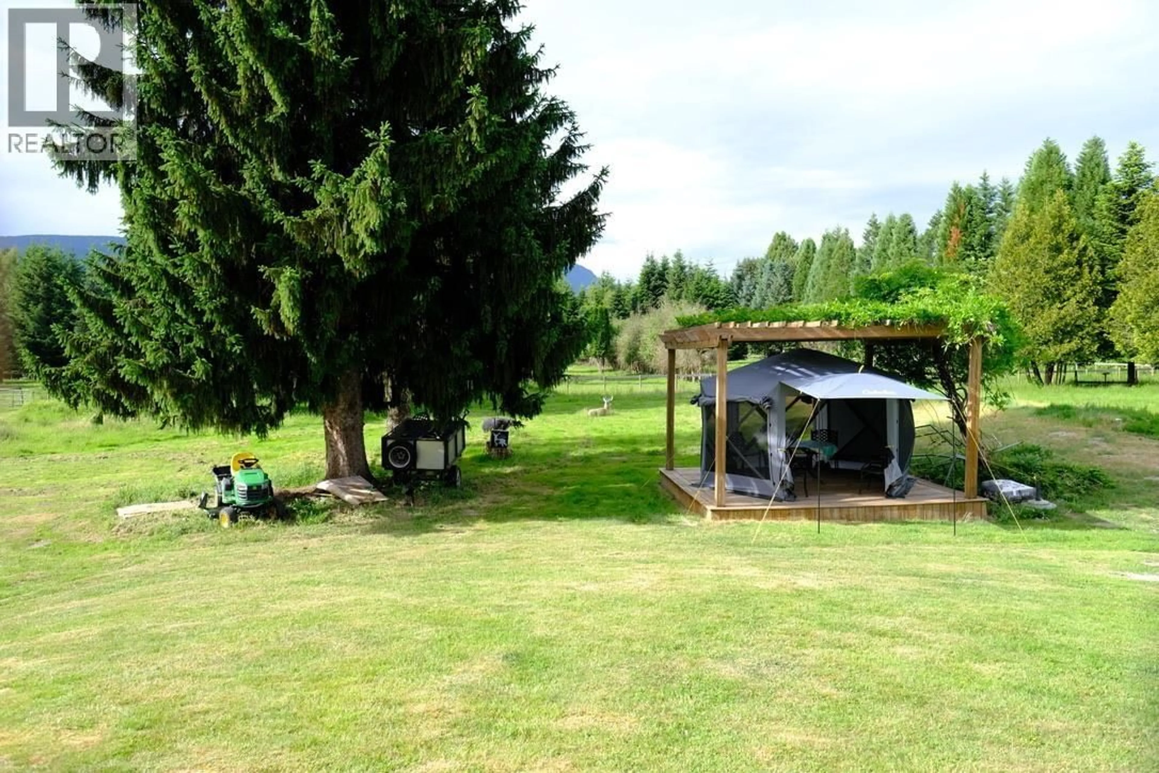A pic from outside/outdoor area/front of a property/back of a property/a pic from drone, unknown for 19465 MCNEIL ROAD, Pitt Meadows British Columbia V3Y1Z1