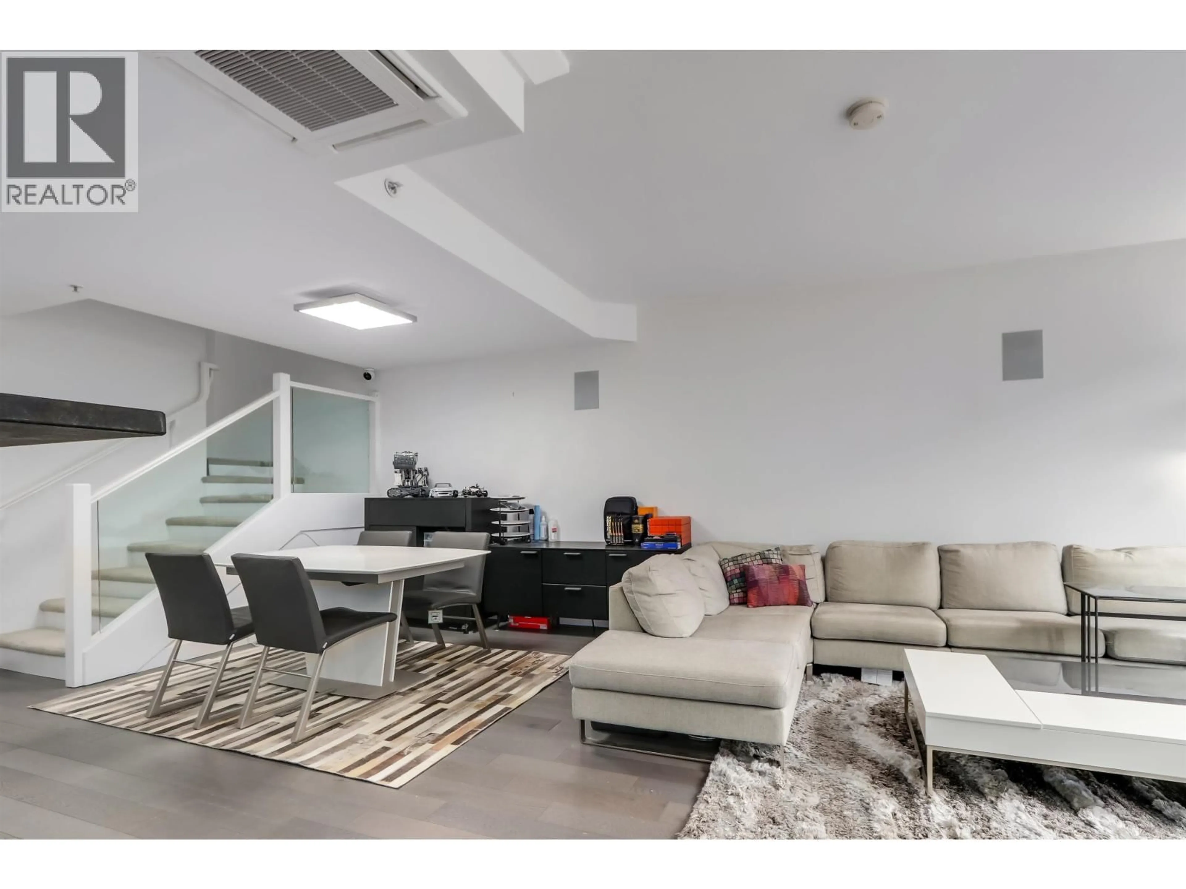 Living room with furniture, unknown for 1405 7TH AVENUE, Vancouver British Columbia V6H4H2