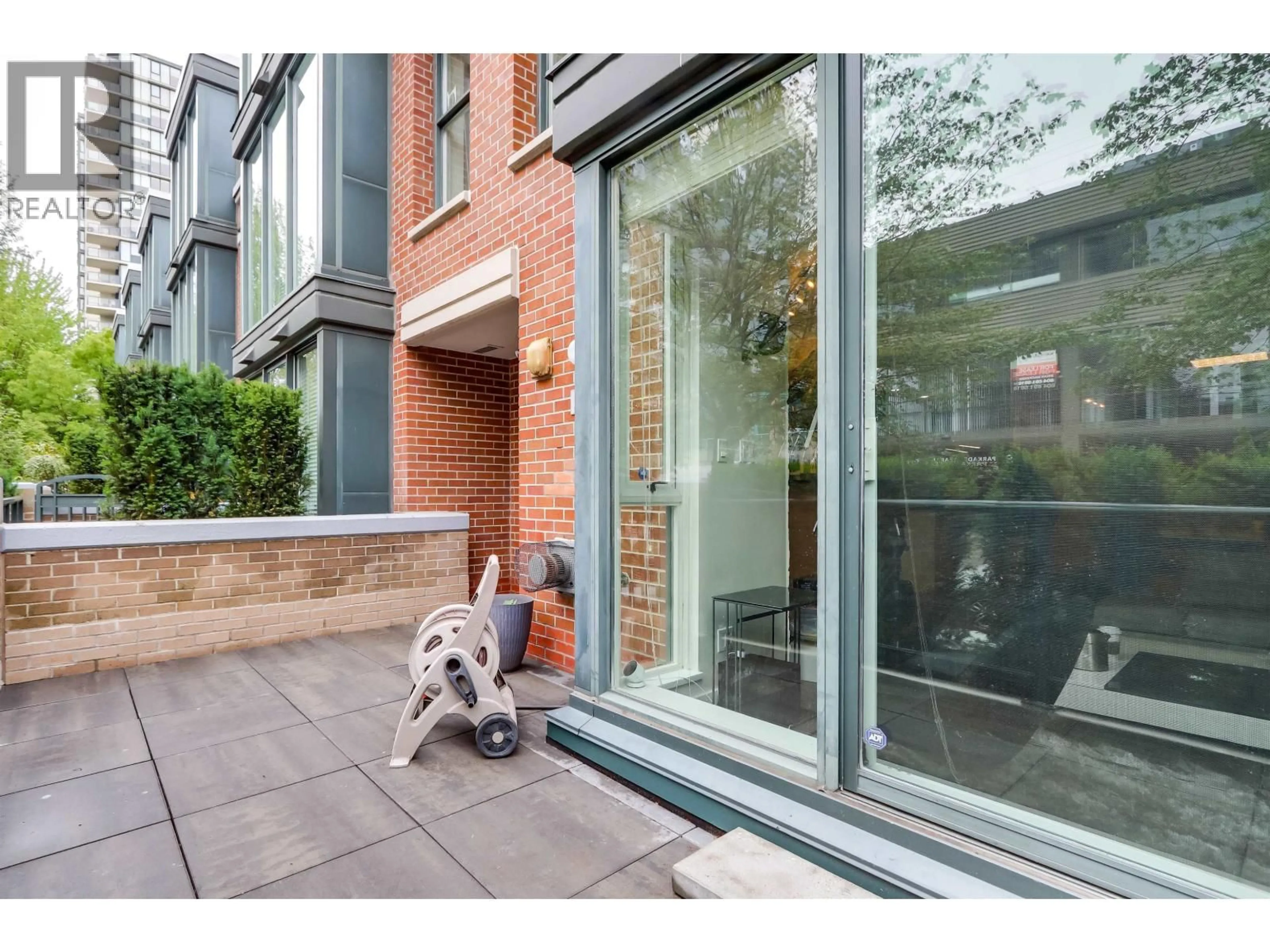Unknown for 1405 7TH AVENUE, Vancouver British Columbia V6H4H2