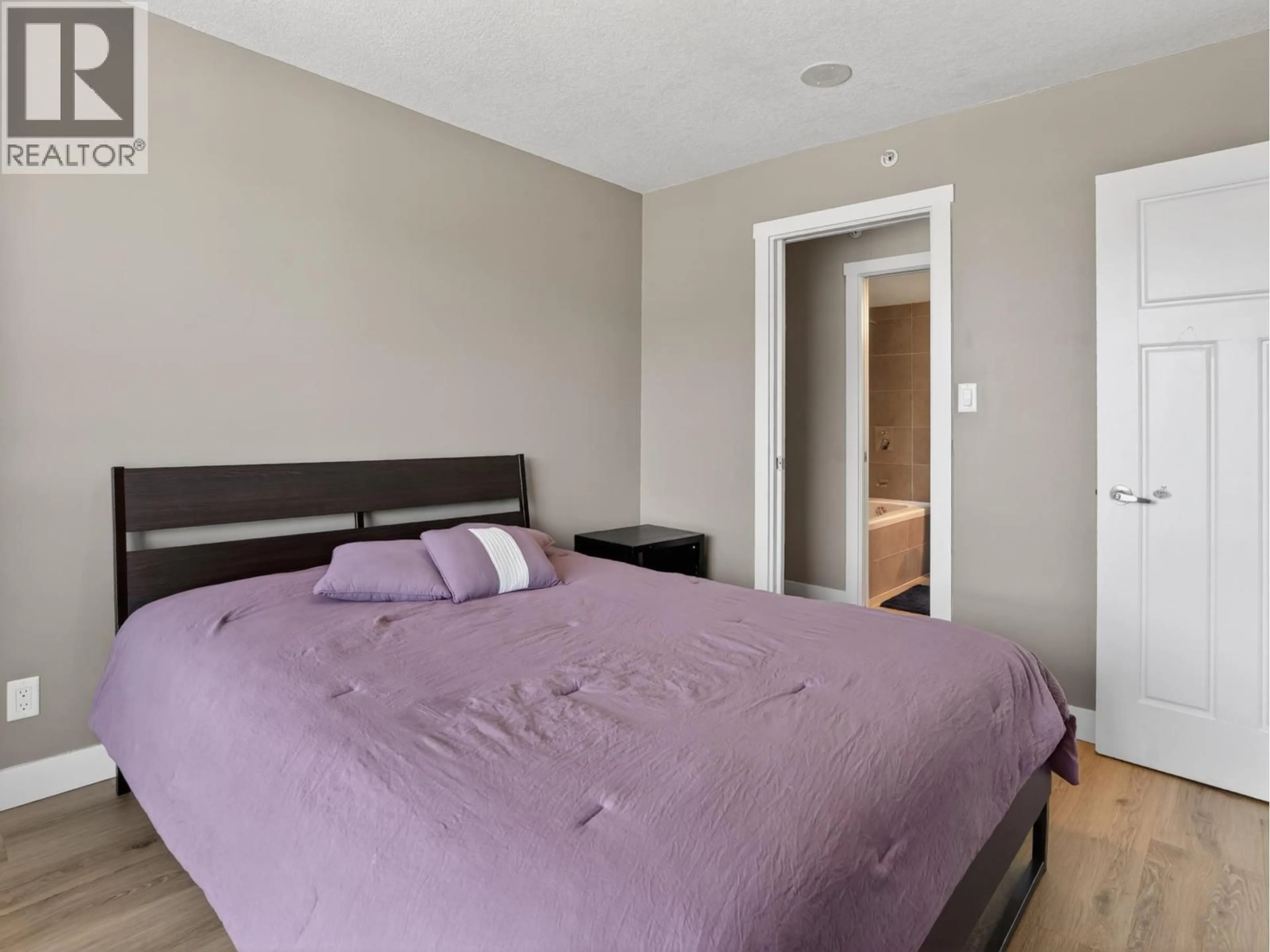 Bedroom with bed, unknown for 2102 - 2978 GLEN DRIVE, Coquitlam British Columbia V3B0C3