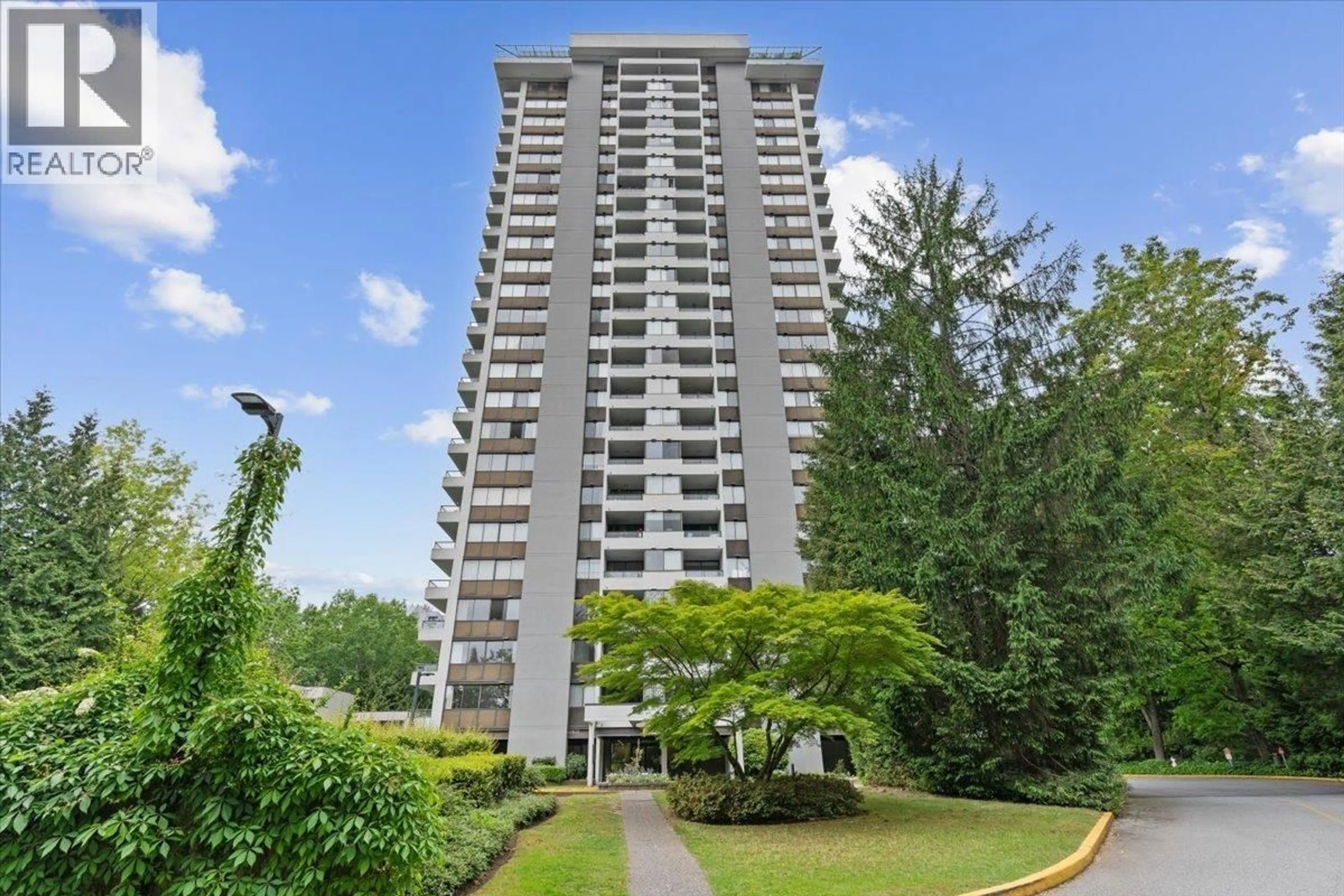 Unknown for 403 - 9521 CARDSTON COURT, Burnaby British Columbia V3N4R8