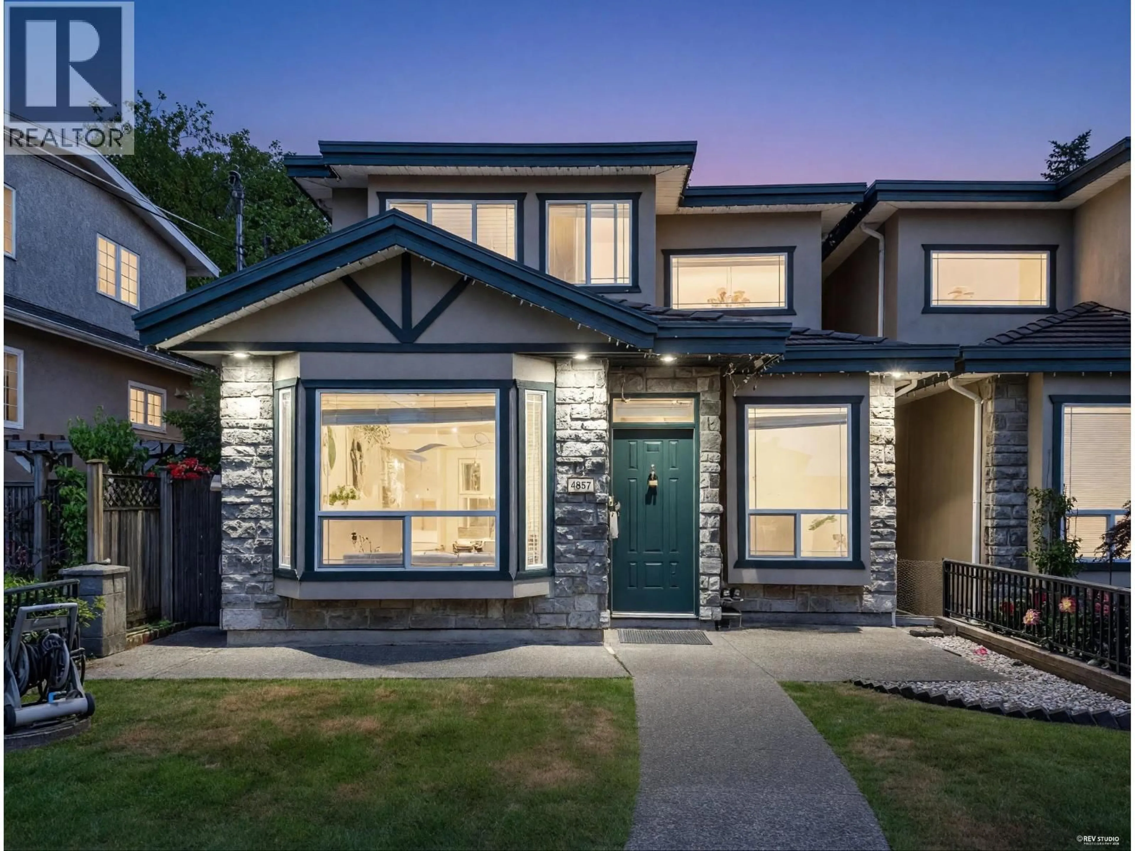 Home with brick exterior material, street for 4857 VICTORY STREET, Burnaby British Columbia V5J1S5