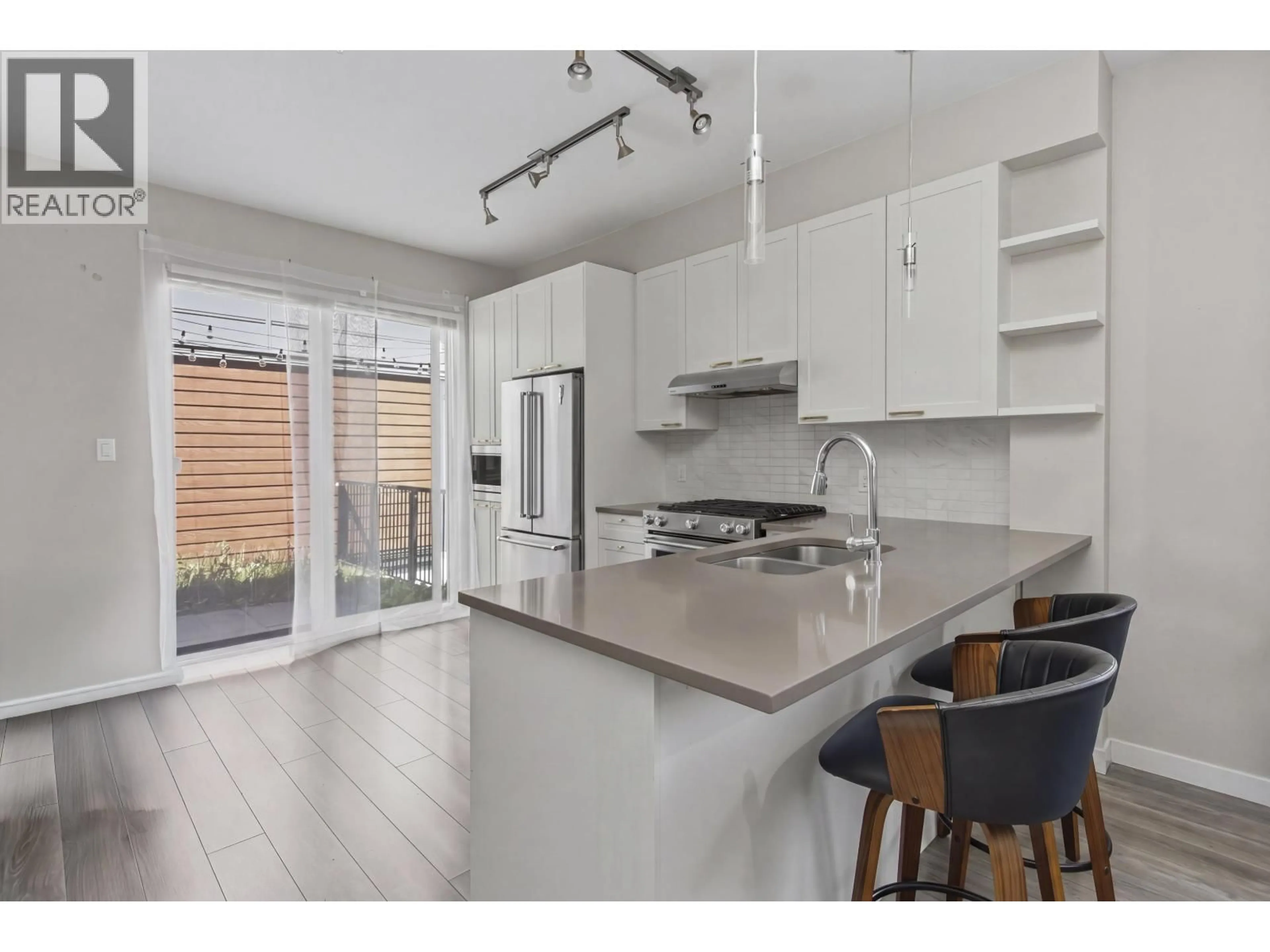 Open concept kitchen, unknown for 38359 EAGLEWIND BOULEVARD, Squamish British Columbia V8B0V9