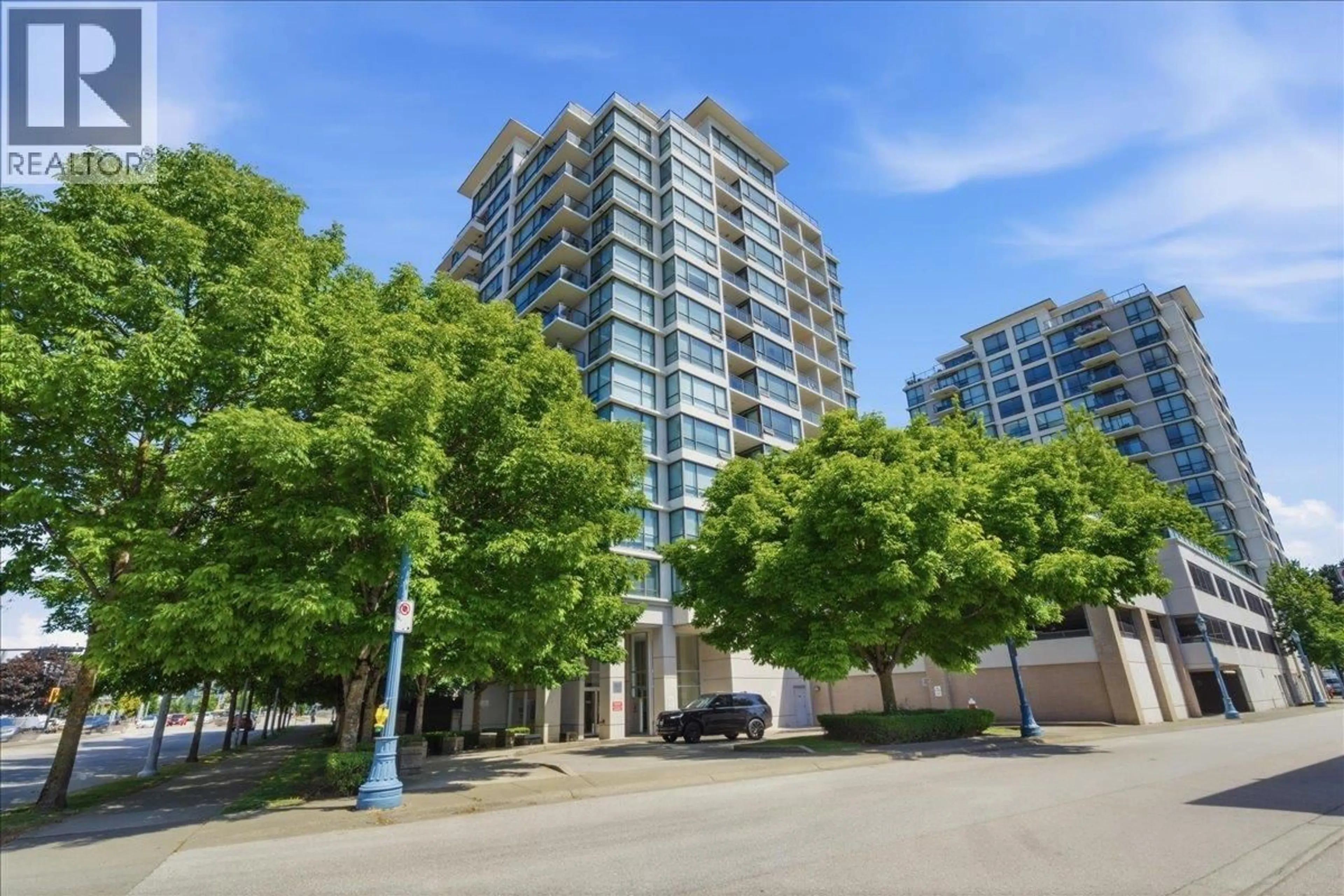A pic from outside/outdoor area/front of a property/back of a property/a pic from drone, unknown for 1505 - 7555 ALDERBRIDGE WAY, Richmond British Columbia V6X4L3