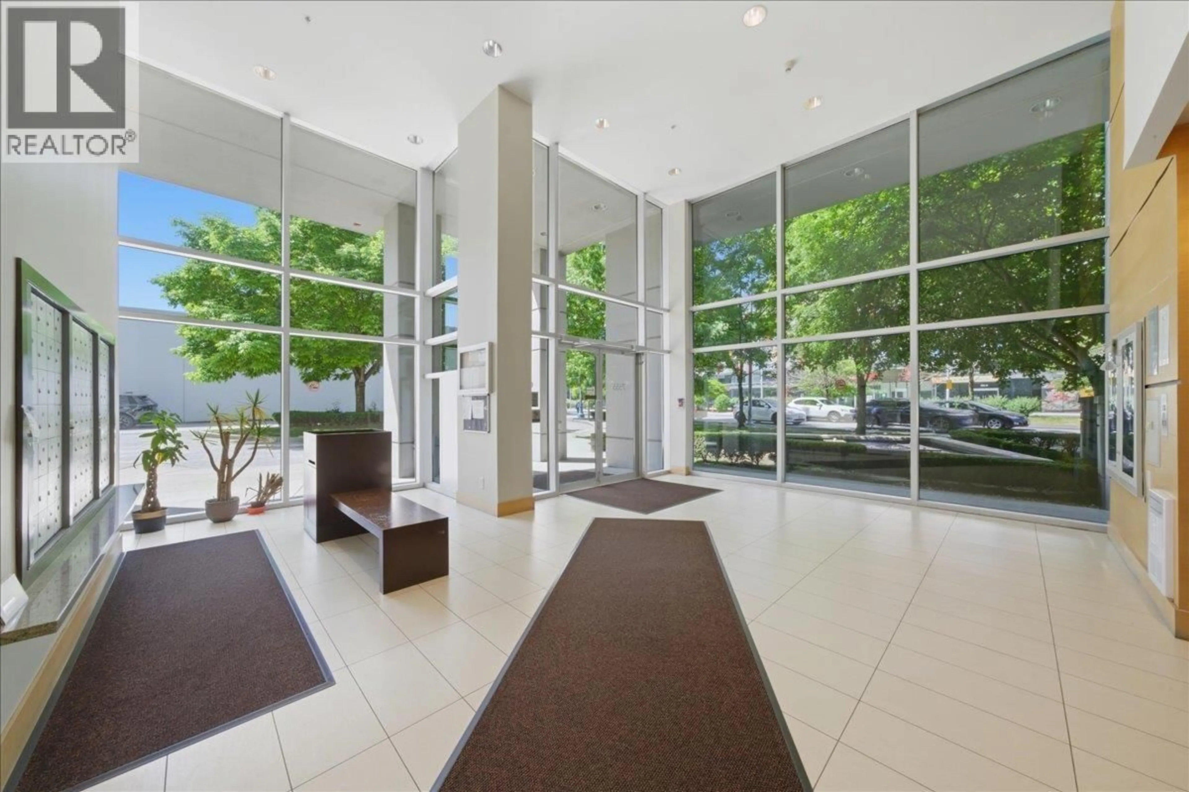 Indoor foyer for 1505 - 7555 ALDERBRIDGE WAY, Richmond British Columbia V6X4L3