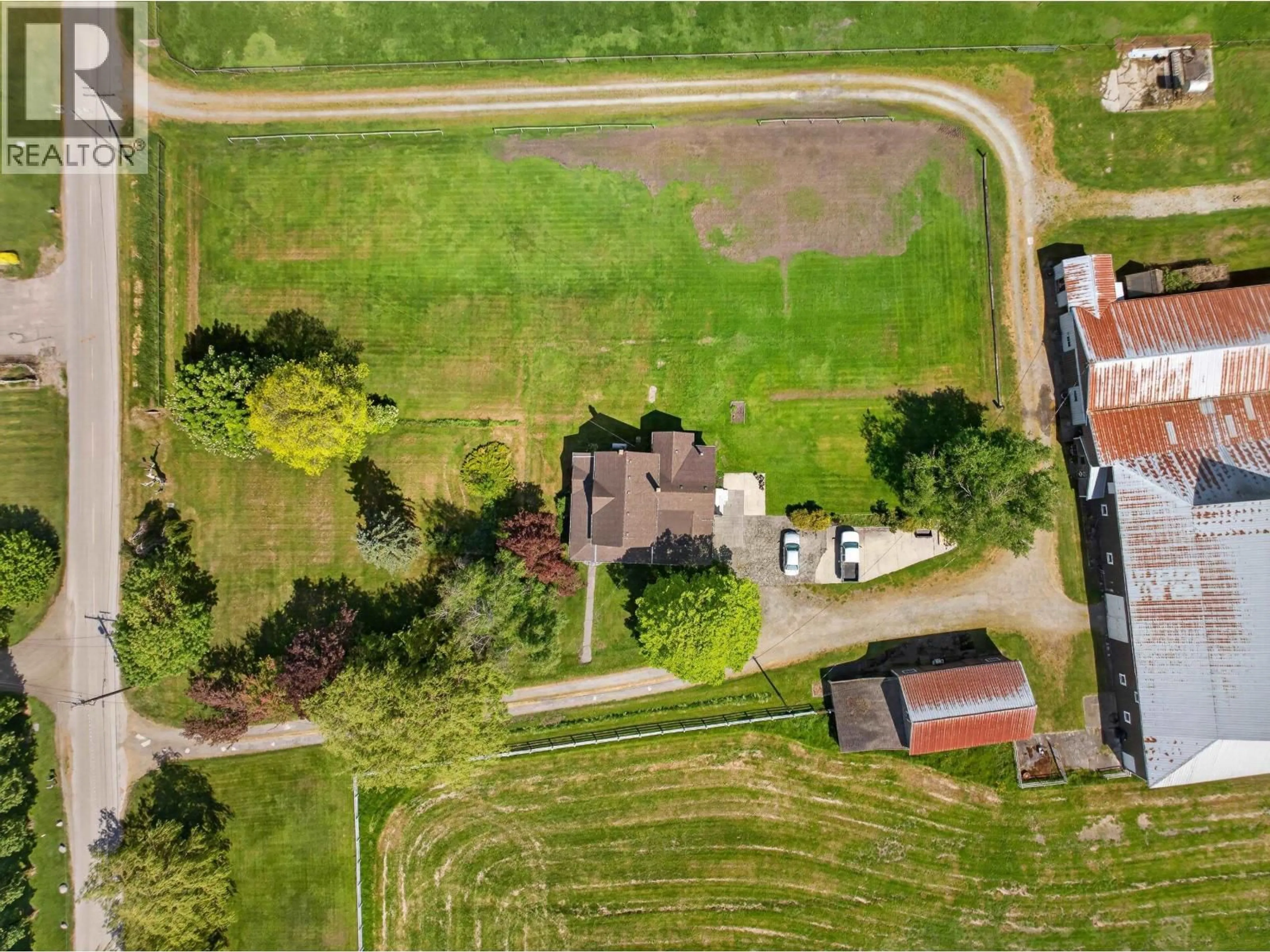 A pic from outside/outdoor area/front of a property/back of a property/a pic from drone, building for 3706 88 STREET, Delta British Columbia V4K3N3