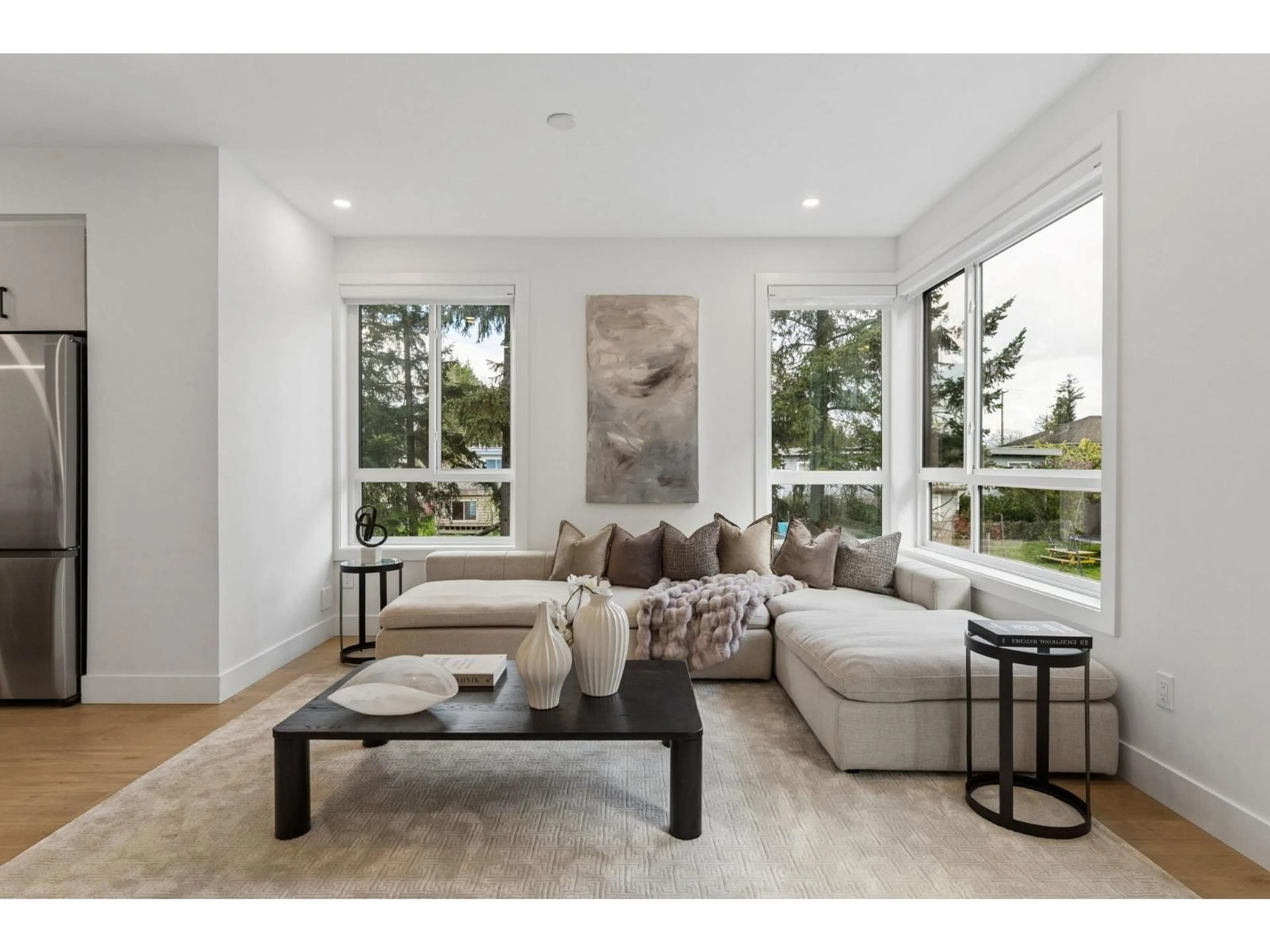 Living room with furniture, unknown for 7 - 19667 55A AVENUE, Langley British Columbia V3A0R8