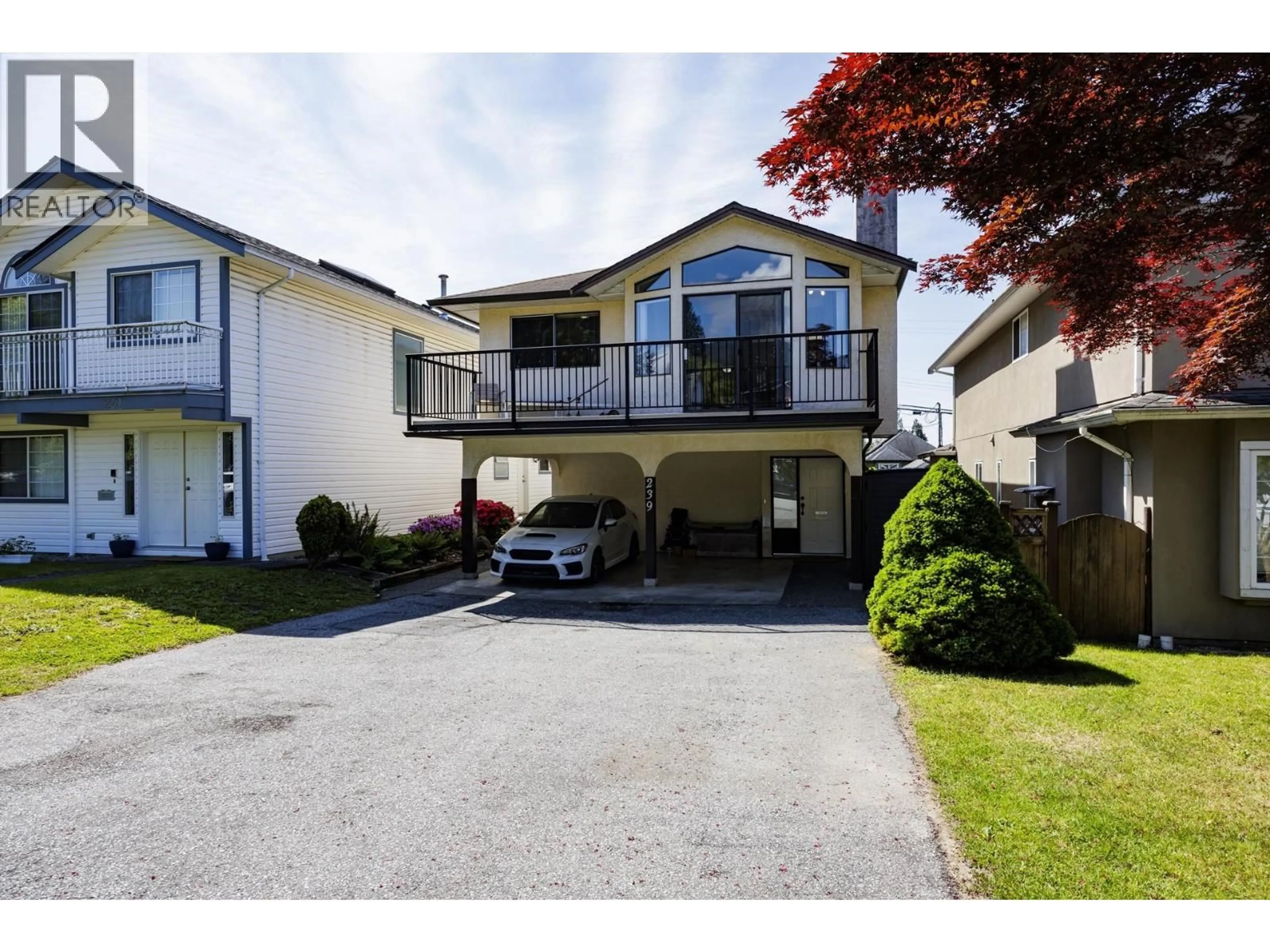 A pic from outside/outdoor area/front of a property/back of a property/a pic from drone, street for 239 20TH STREET, North Vancouver British Columbia V7L3A6