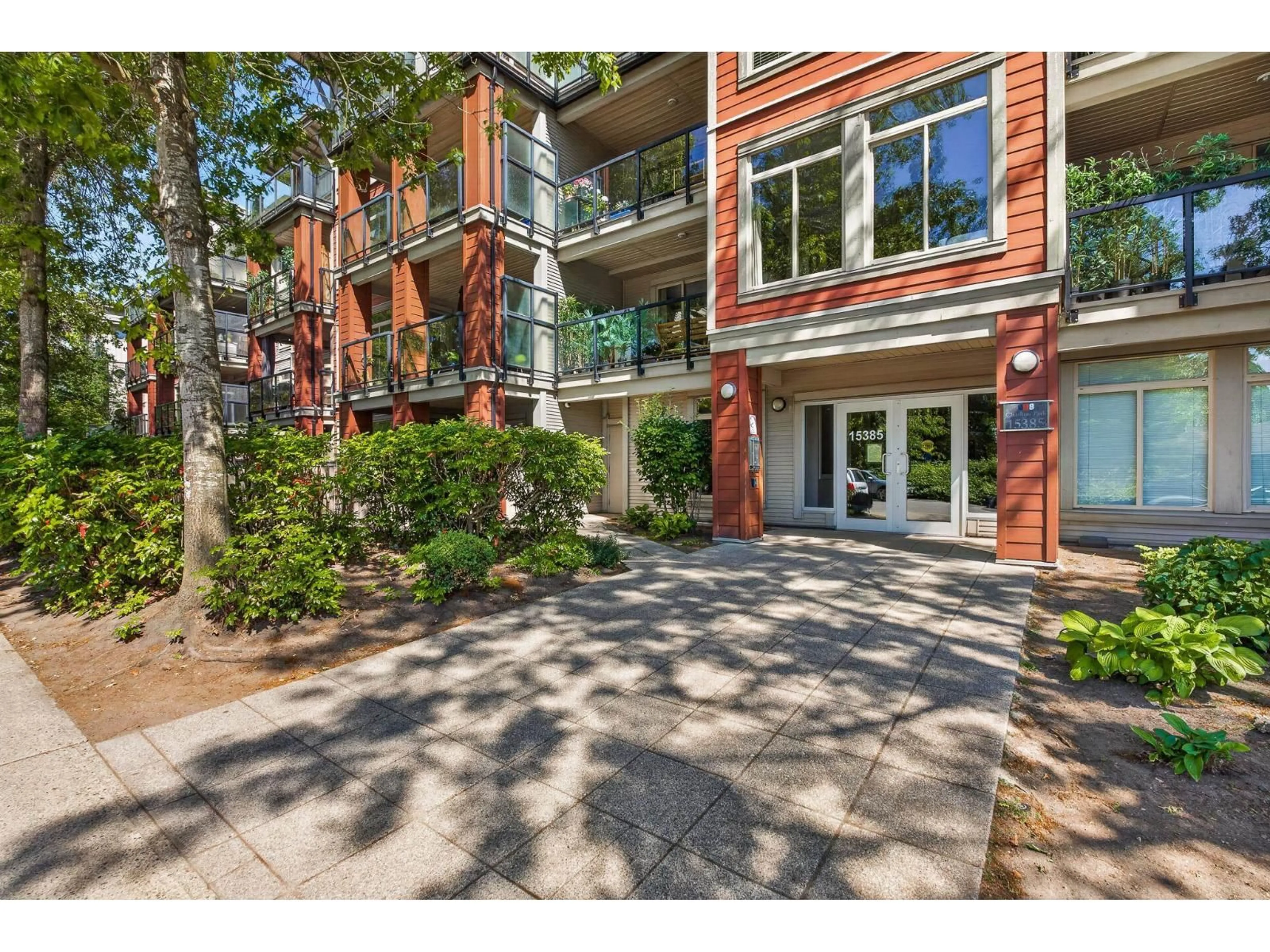 Unknown for 121 - 15385 101A AVENUE, Surrey British Columbia V3R0B4