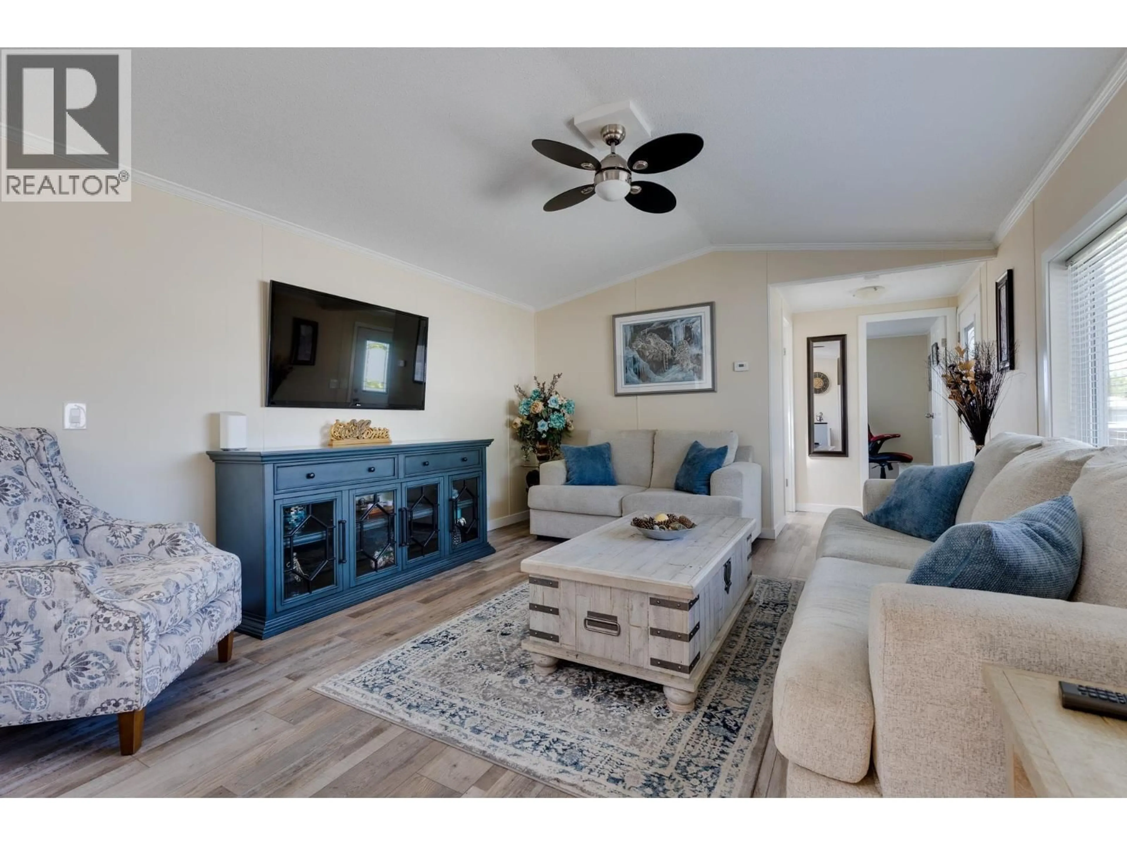 Living room with furniture, unknown for 4599 GRAY DRIVE, Prince George British Columbia V2K4Y4
