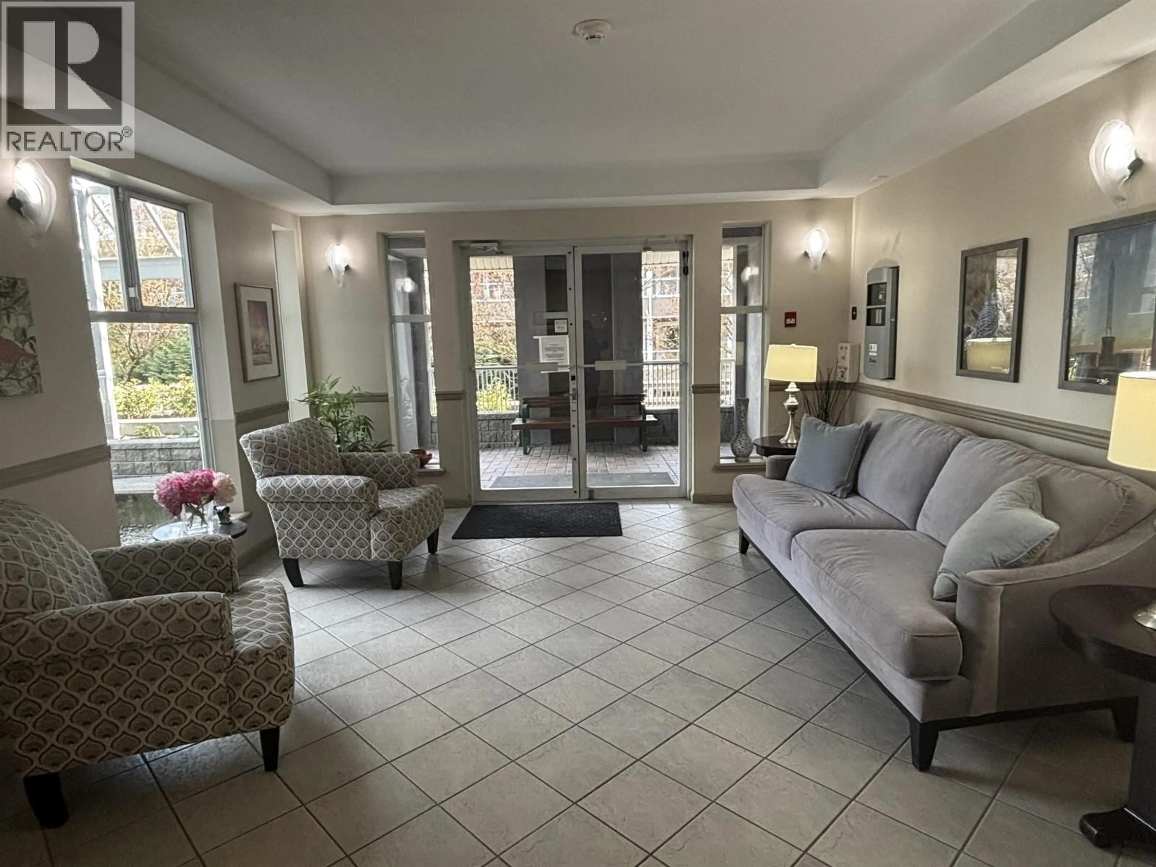 Living room with furniture, ceramic/tile floor for 208 - 11609 227 STREET, Maple Ridge British Columbia V2X2L9