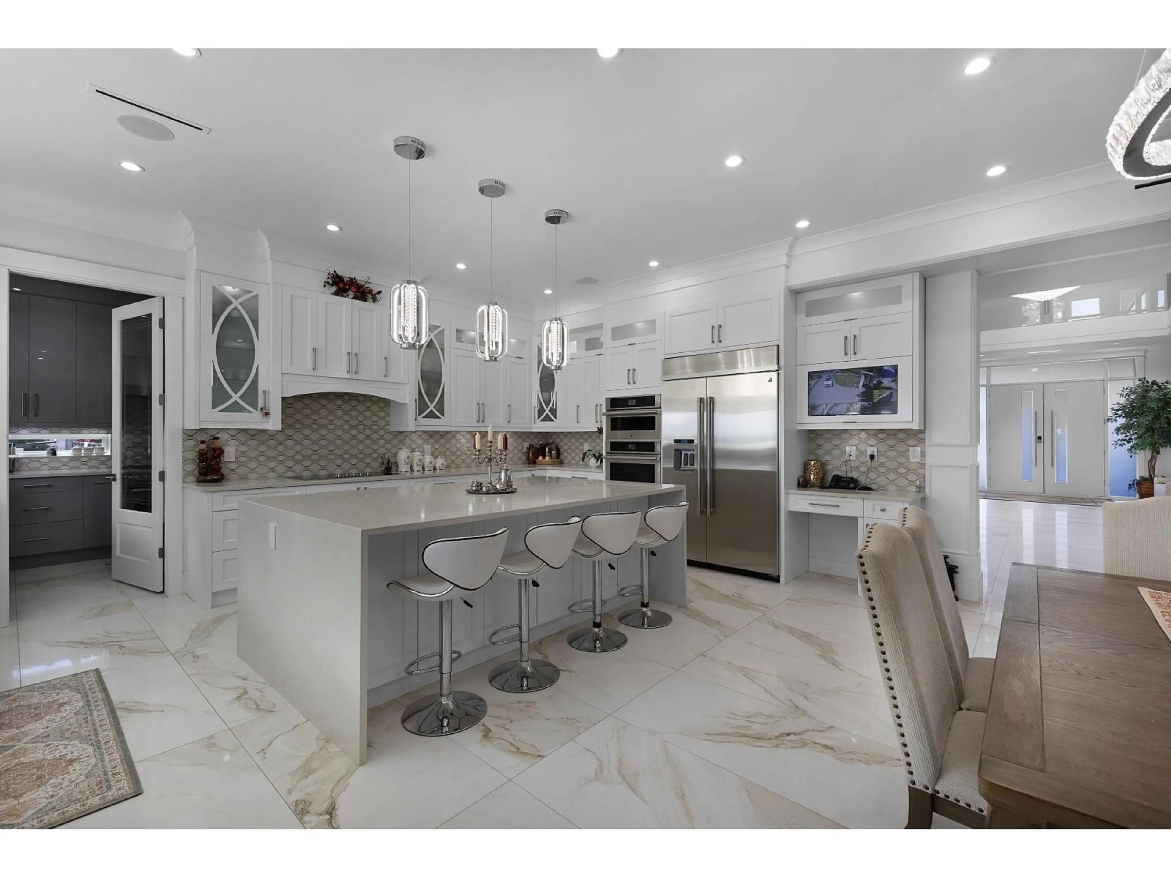 Contemporary kitchen, ceramic/tile floor for 13170 57 AVENUE, Surrey British Columbia V3X0K2