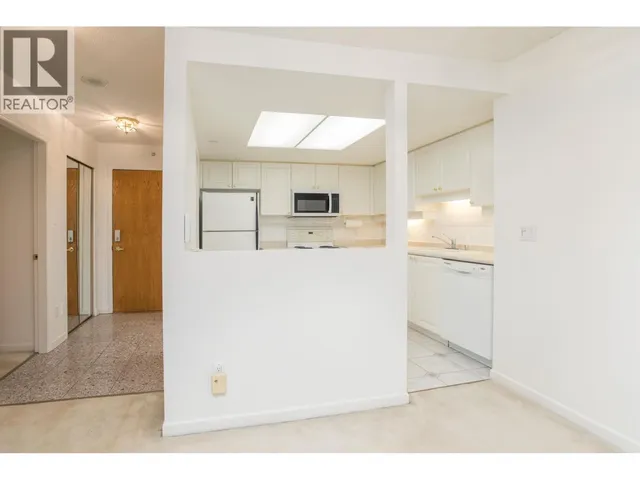 1003 - 1185 QUAYSIDE DRIVE, New Westminster 2
