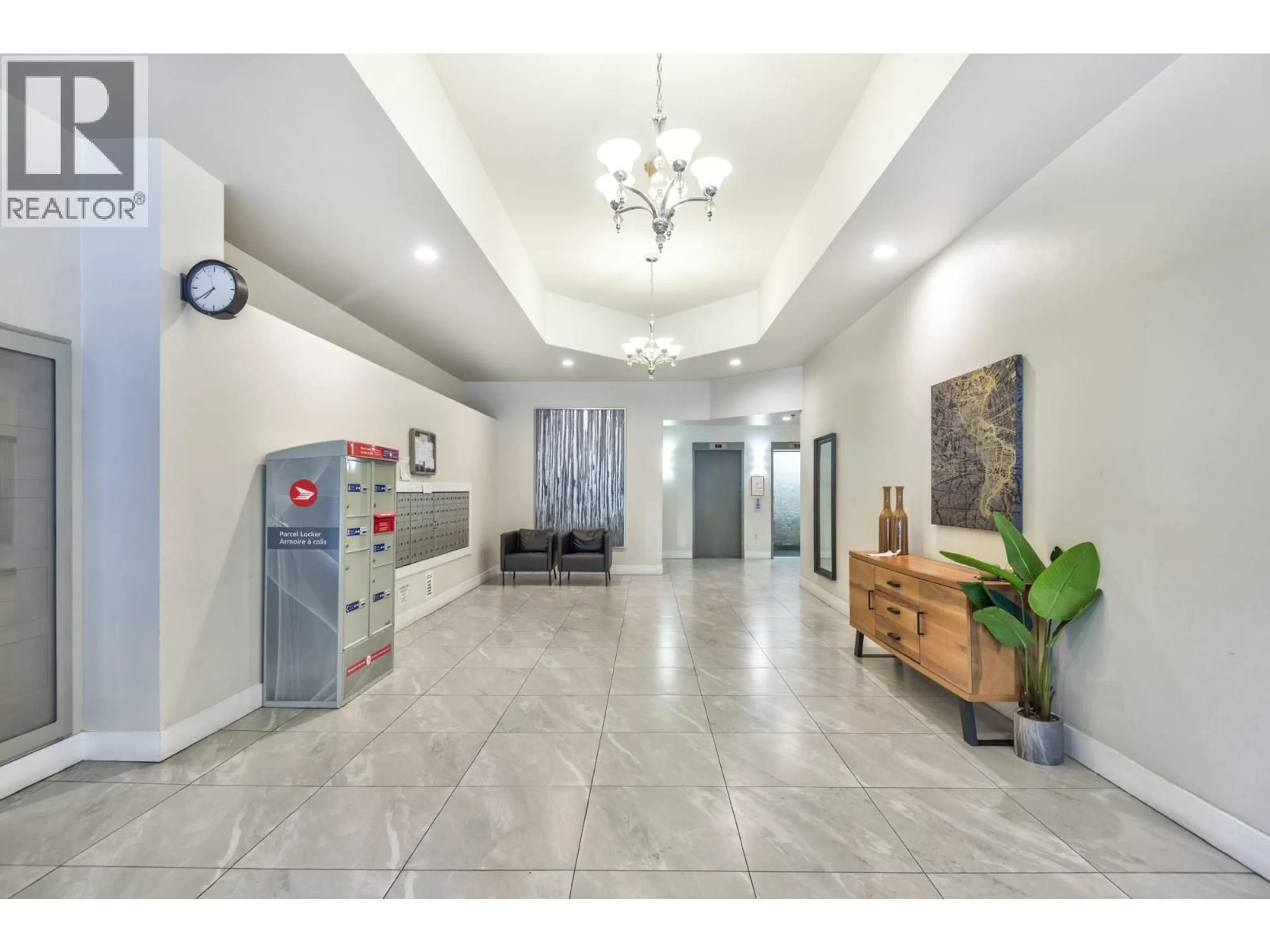 Lobby for 1406 - 55 TENTH STREET, New Westminster British Columbia V3M6R5