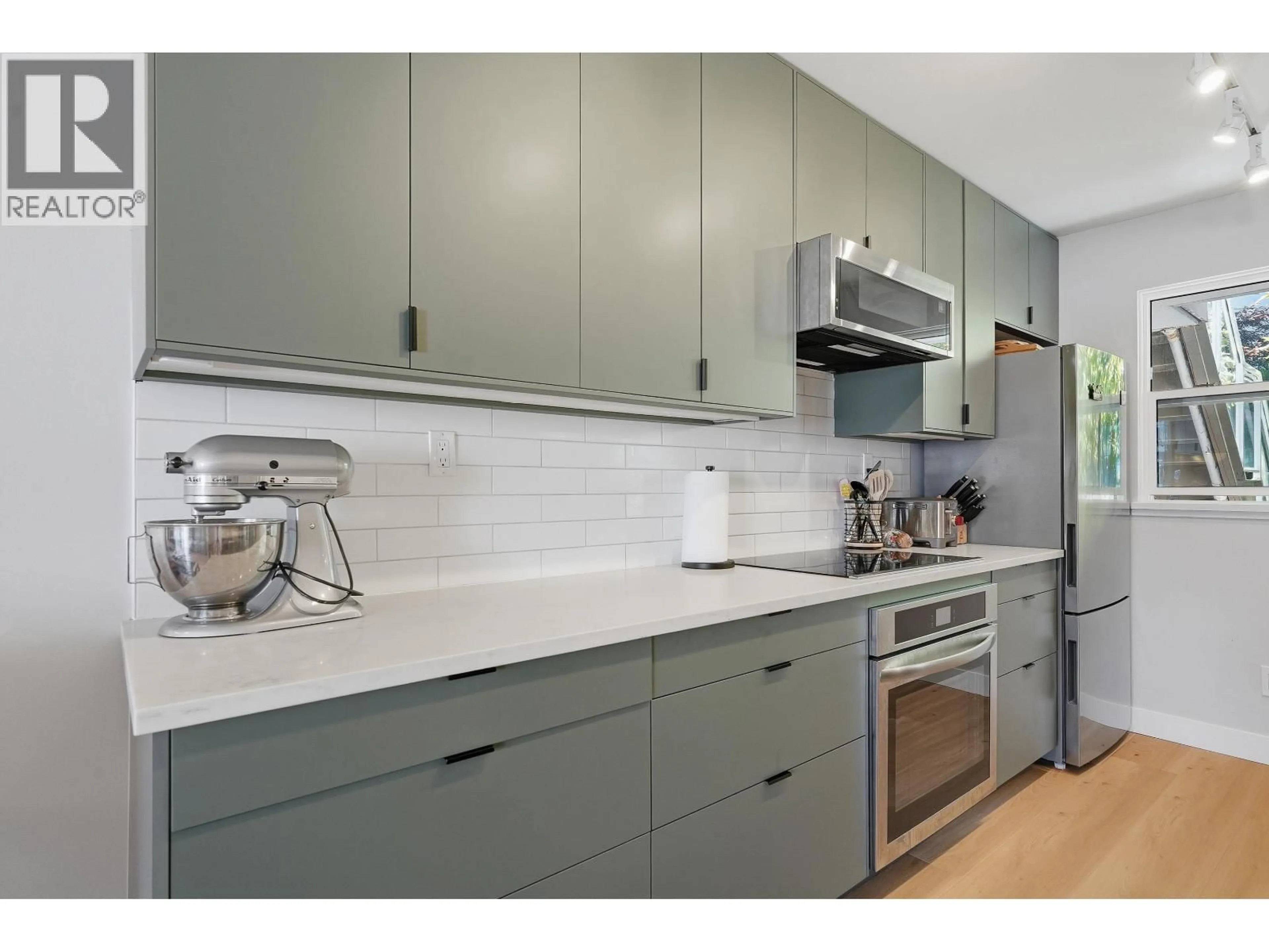 Unknown for 1284 8TH AVENUE, Vancouver British Columbia V6H3Y9