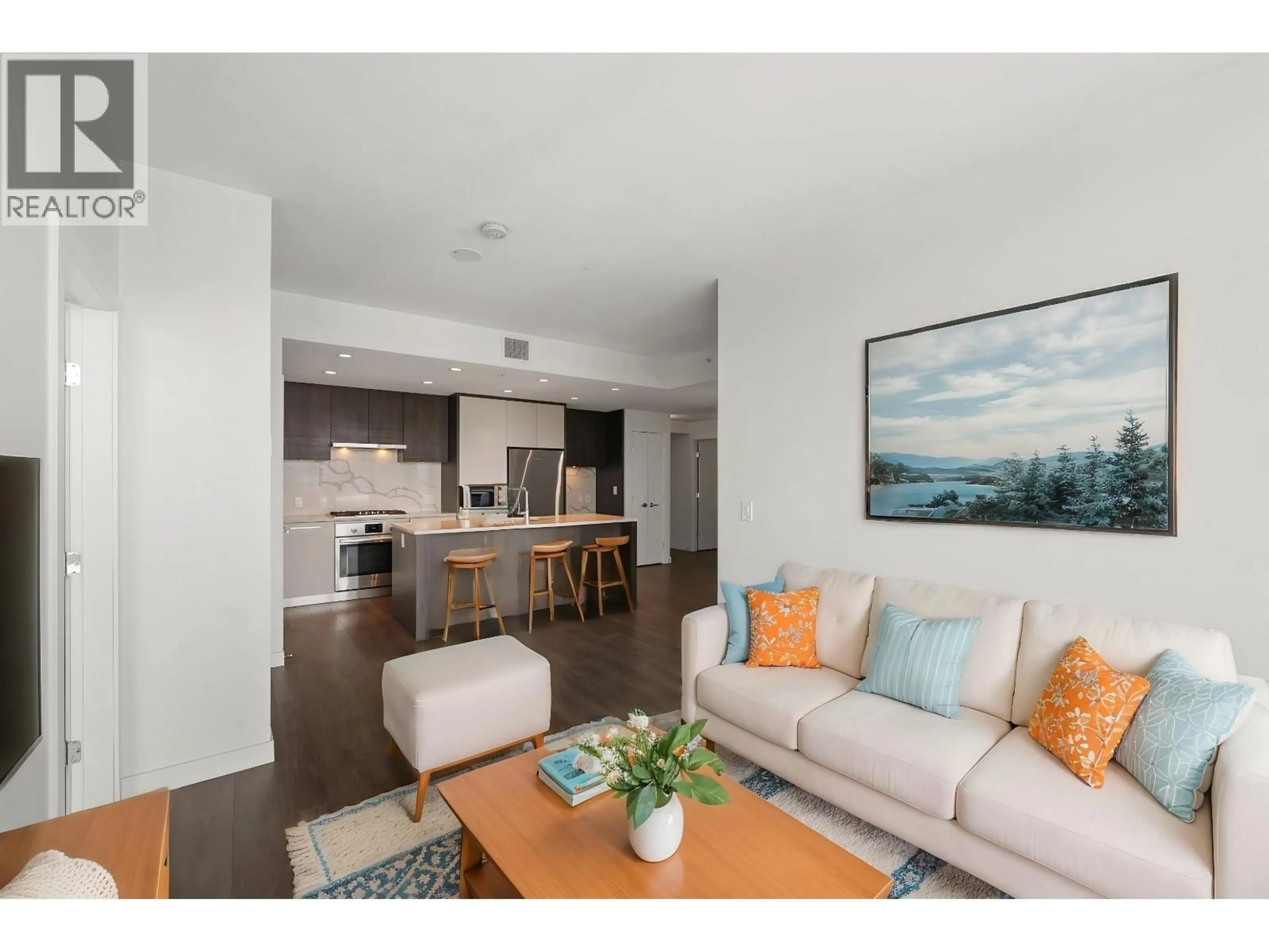 Living room with furniture, unknown for 3904 - 567 CLARKE ROAD, Coquitlam British Columbia V3J0K7