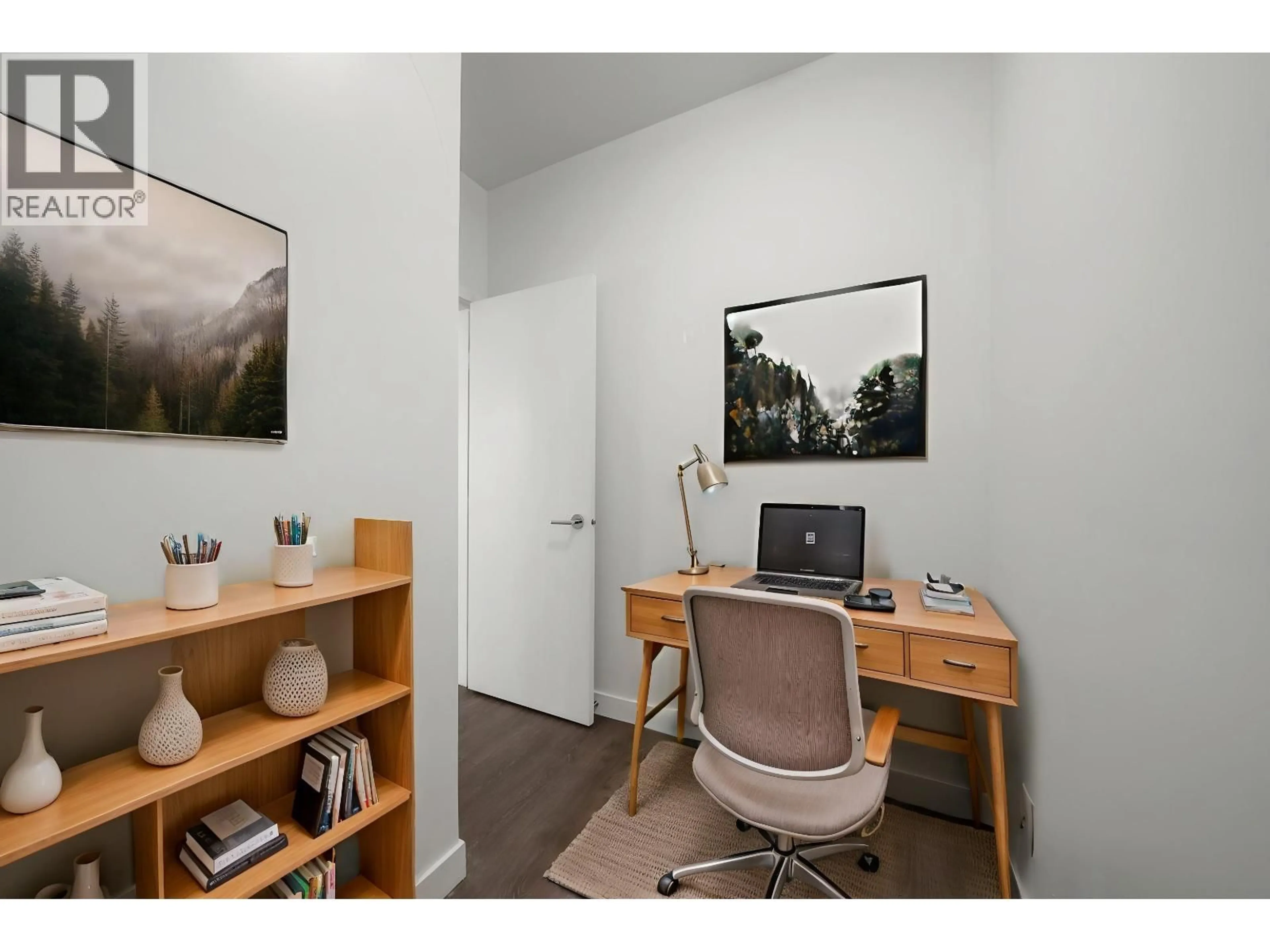 A pic of a room for 3904 - 567 CLARKE ROAD, Coquitlam British Columbia V3J0K7