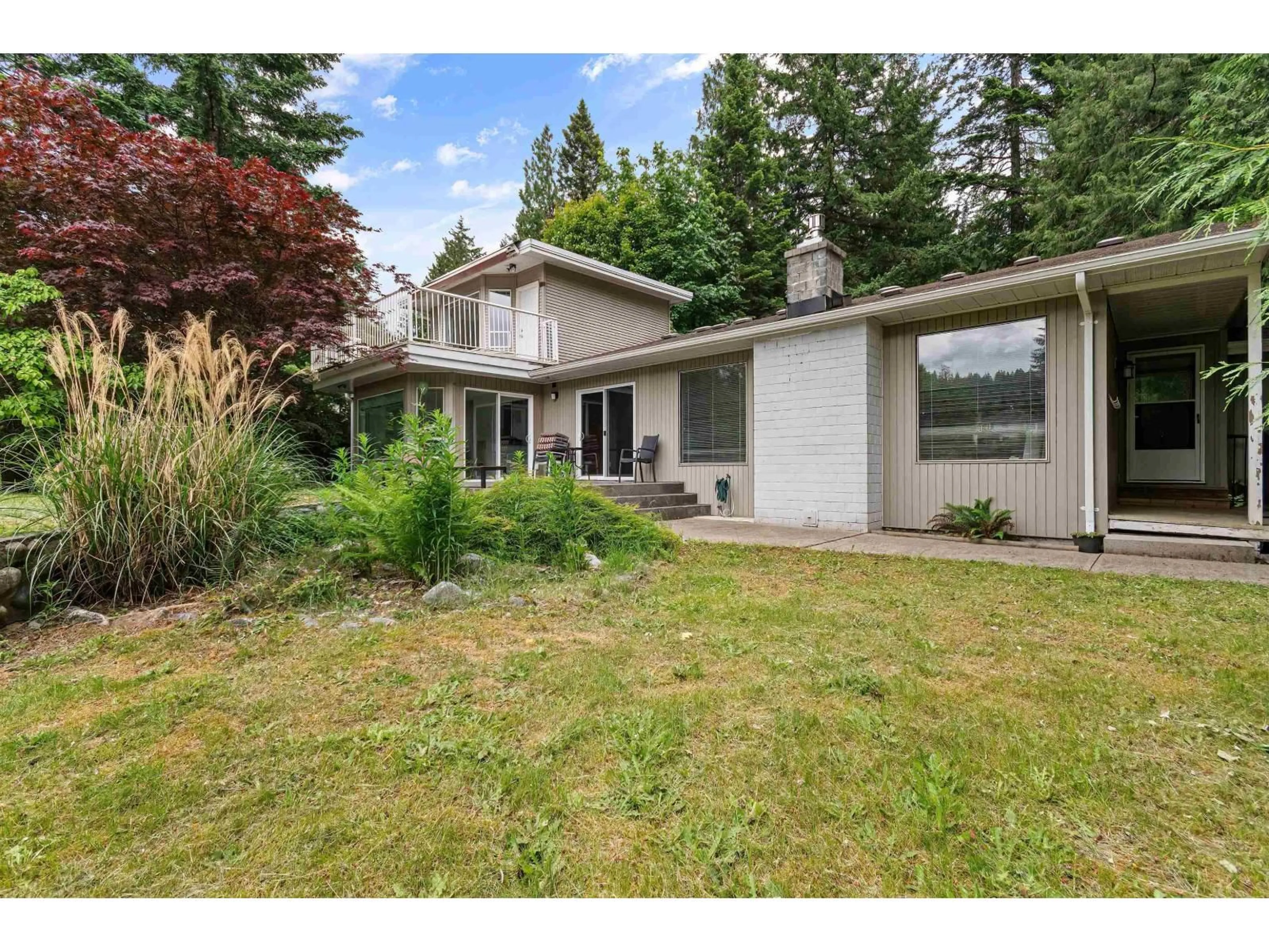 Unknown for 100 ROBERTSON CRESCENT, Hope British Columbia V0X1L4