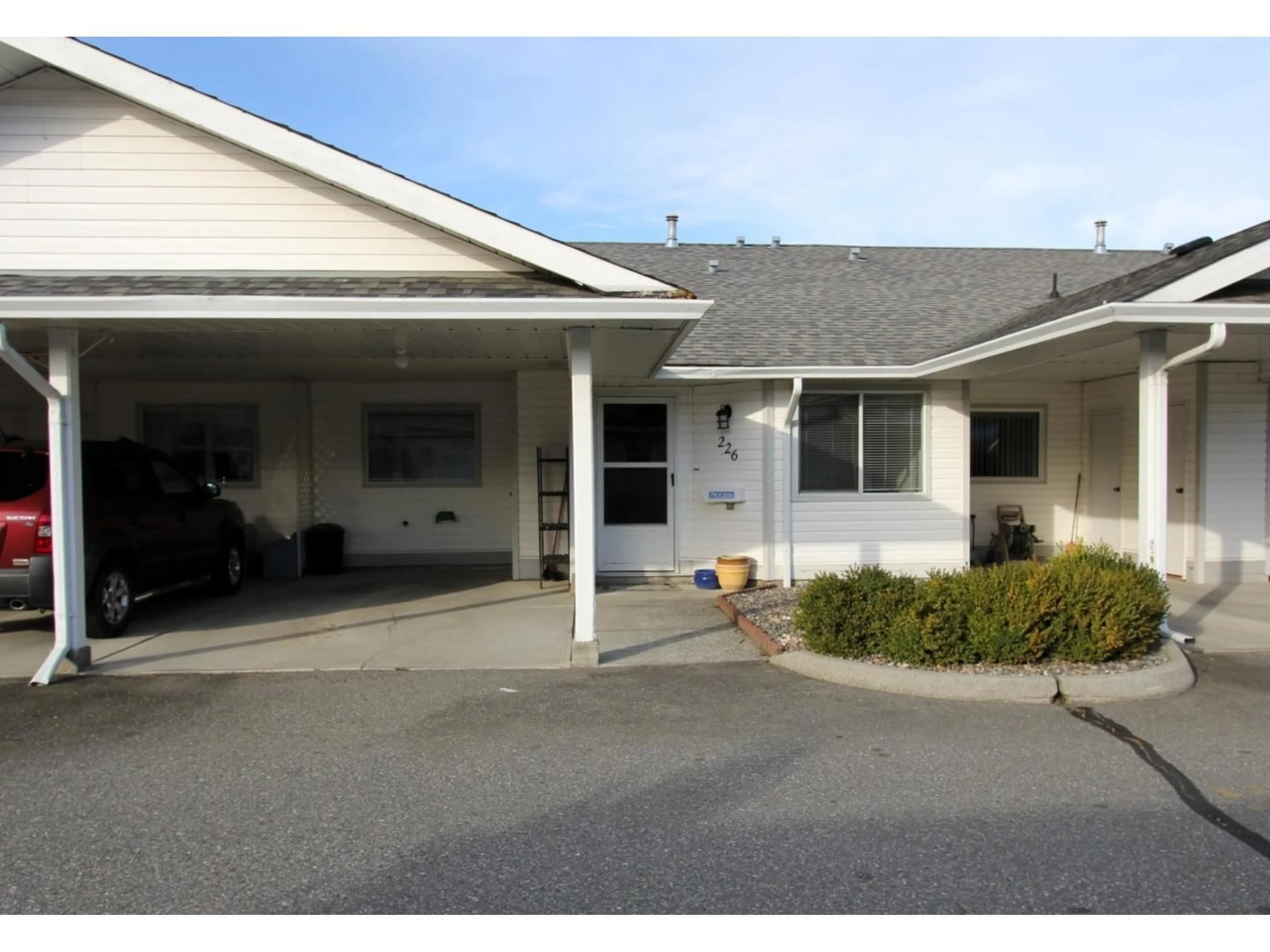 Indoor garage for 226 - 7610 EVANS ROAD, Chilliwack British Columbia V2R2Z5