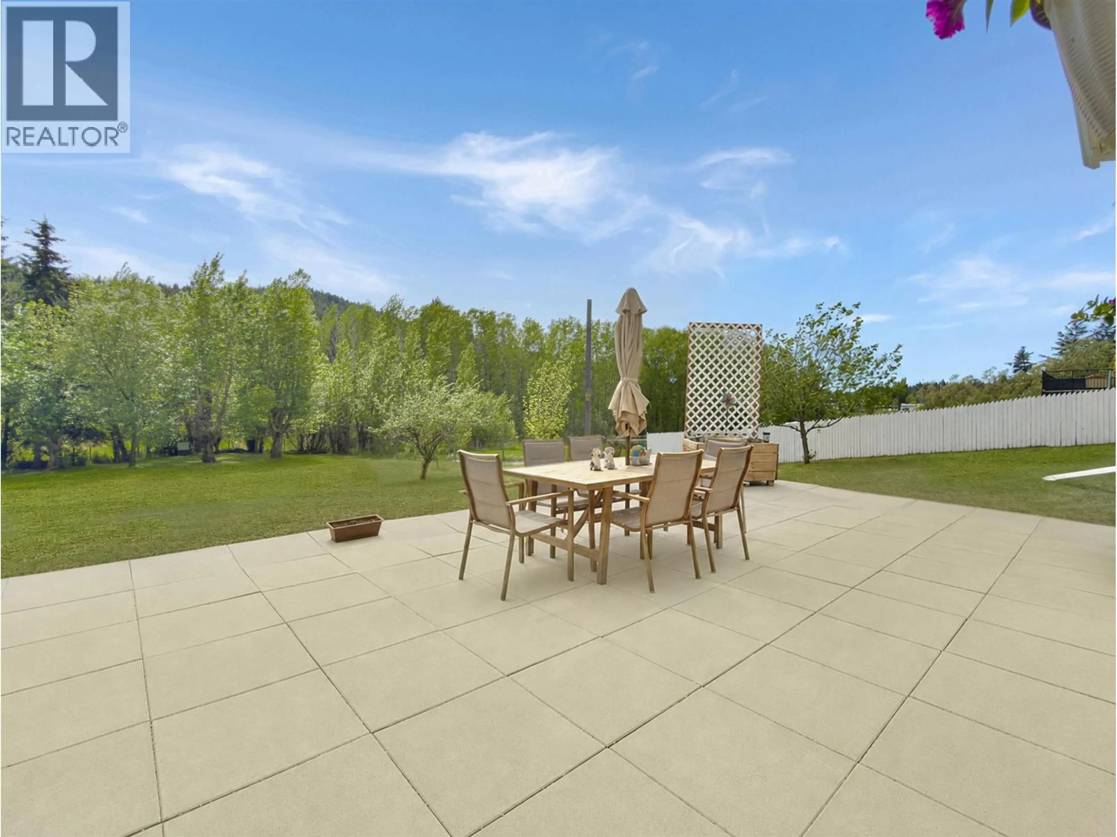 Patio, unknown for 2055 COMMODORE CRESCENT, Williams Lake British Columbia V2G2P2