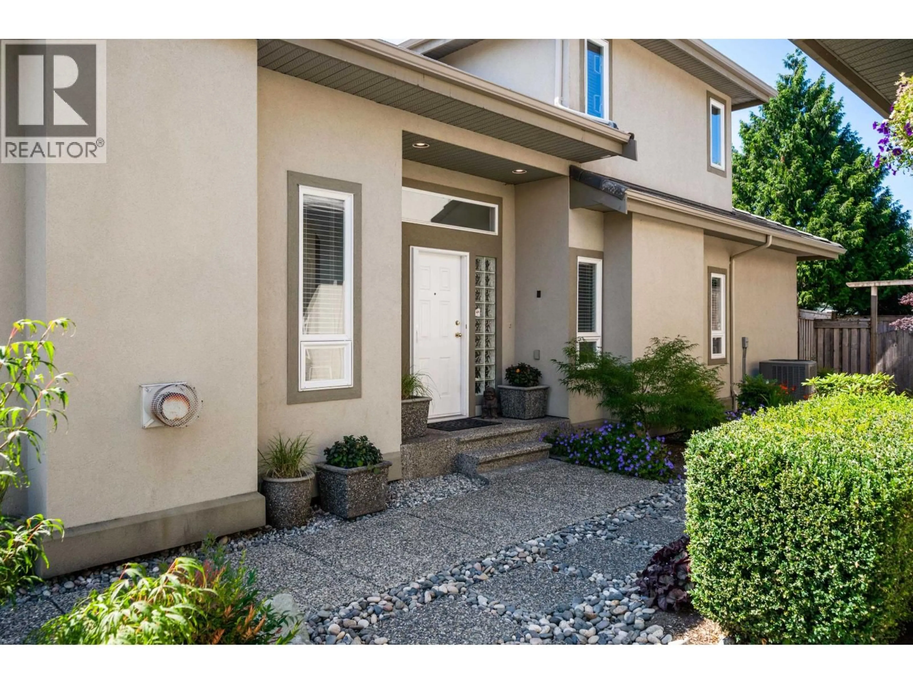 Indoor entryway for 20 - 998 RIVERSIDE DRIVE, Port Coquitlam British Columbia V3B7Y4