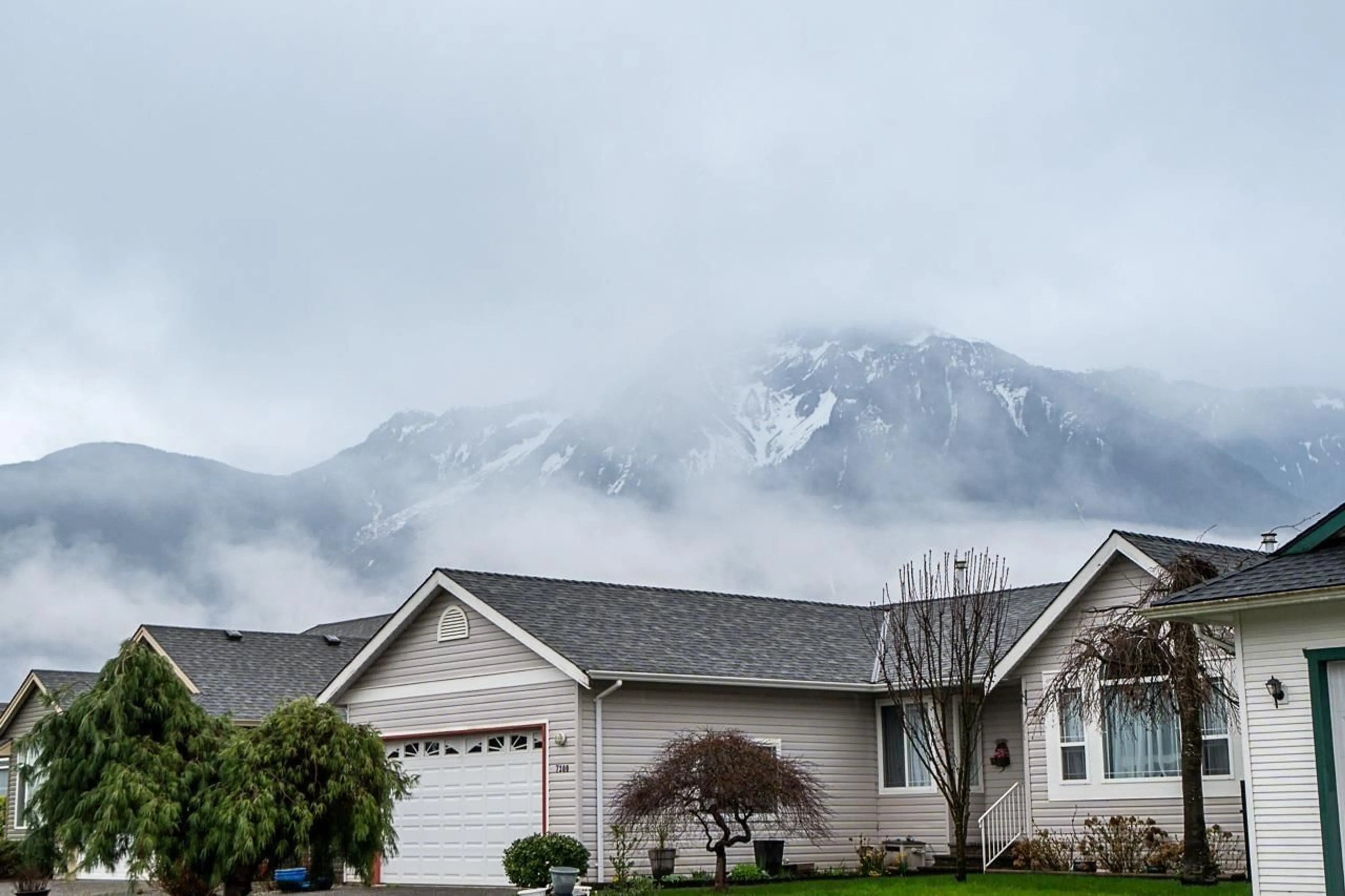 Home with vinyl exterior material, mountain view for 56 - 7292 ELM ROAD, Agassiz British Columbia V0M1A2
